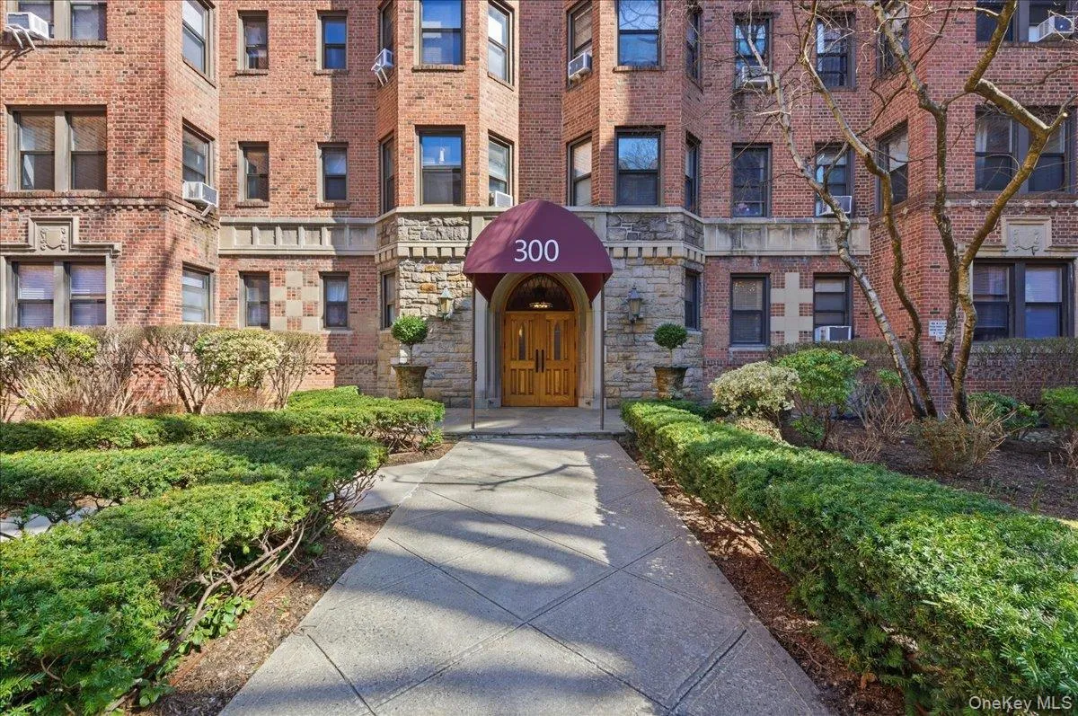 300 Main Street, White Plains, NY, 1 Bedroom Bedrooms, 4 Rooms Rooms,1 BathroomBathrooms,Residential Lease,For Rent,Main,0,970781 300 Main Street, White Plains, NY, 1 Bedroom Bedrooms, 4 Rooms Rooms,1 BathroomBathrooms,Residential Lease,For Rent,Main,0,970781