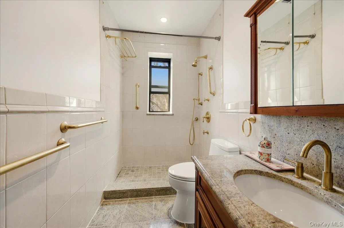 300 Main Street, White Plains, NY, 1 Bedroom Bedrooms, 4 Rooms Rooms,1 BathroomBathrooms,Residential Lease,For Rent,Main,0,970781 300 Main Street, White Plains, NY, 1 Bedroom Bedrooms, 4 Rooms Rooms,1 BathroomBathrooms,Residential Lease,For Rent,Main,0,970781