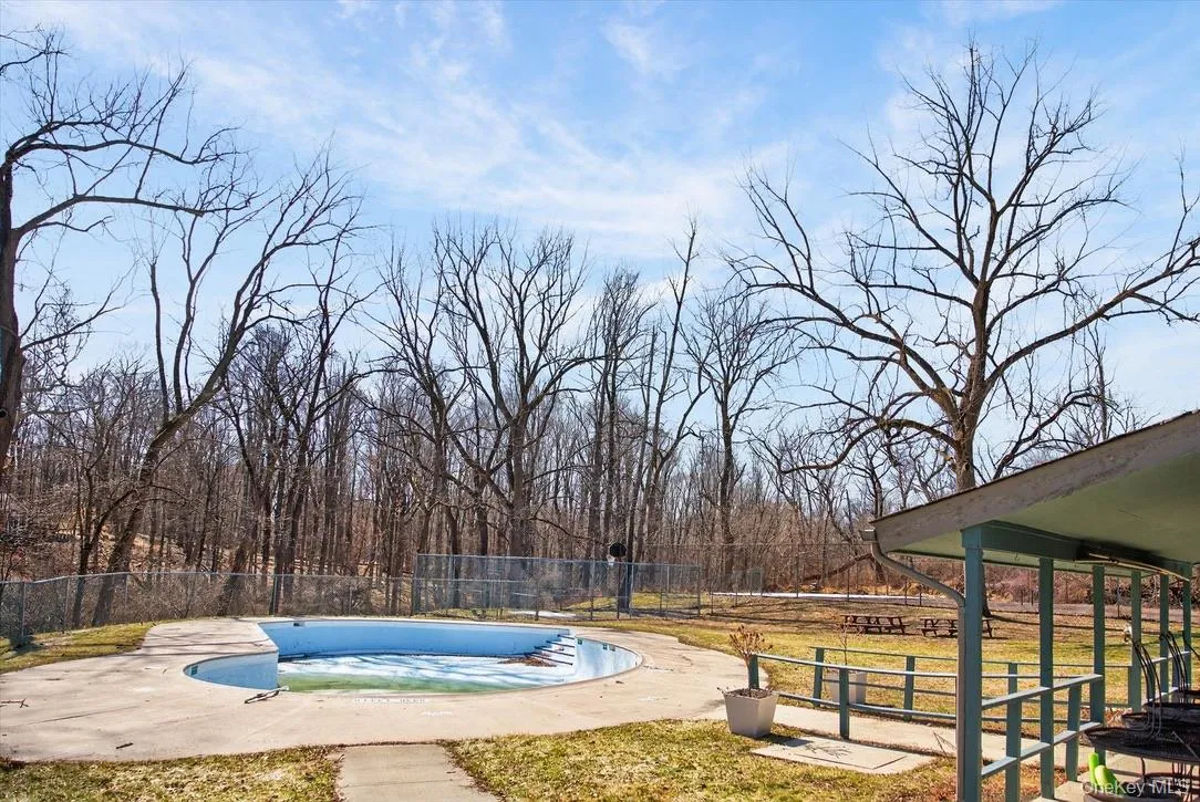 135 Sterling Street, Fishkill, NY, 2 Bedrooms Bedrooms, 5 Rooms Rooms,1 BathroomBathrooms,Residential,For Rent,Sterling,0,970784 135 Sterling Street, Fishkill, NY, 2 Bedrooms Bedrooms, 5 Rooms Rooms,1 BathroomBathrooms,Residential,For Rent,Sterling,0,970784