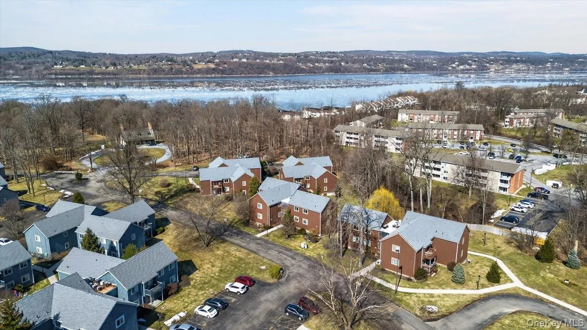 135 Sterling Street, Fishkill, NY, 2 Bedrooms Bedrooms, 5 Rooms Rooms,1 BathroomBathrooms,Residential,For Rent,Sterling,0,970784 135 Sterling Street, Fishkill, NY, 2 Bedrooms Bedrooms, 5 Rooms Rooms,1 BathroomBathrooms,Residential,For Rent,Sterling,0,970784