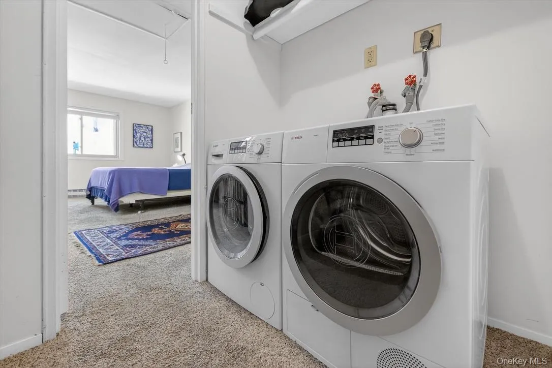 135 Sterling Street, Fishkill, NY, 2 Bedrooms Bedrooms, 5 Rooms Rooms,1 BathroomBathrooms,Residential,For Rent,Sterling,0,970784 135 Sterling Street, Fishkill, NY, 2 Bedrooms Bedrooms, 5 Rooms Rooms,1 BathroomBathrooms,Residential,For Rent,Sterling,0,970784