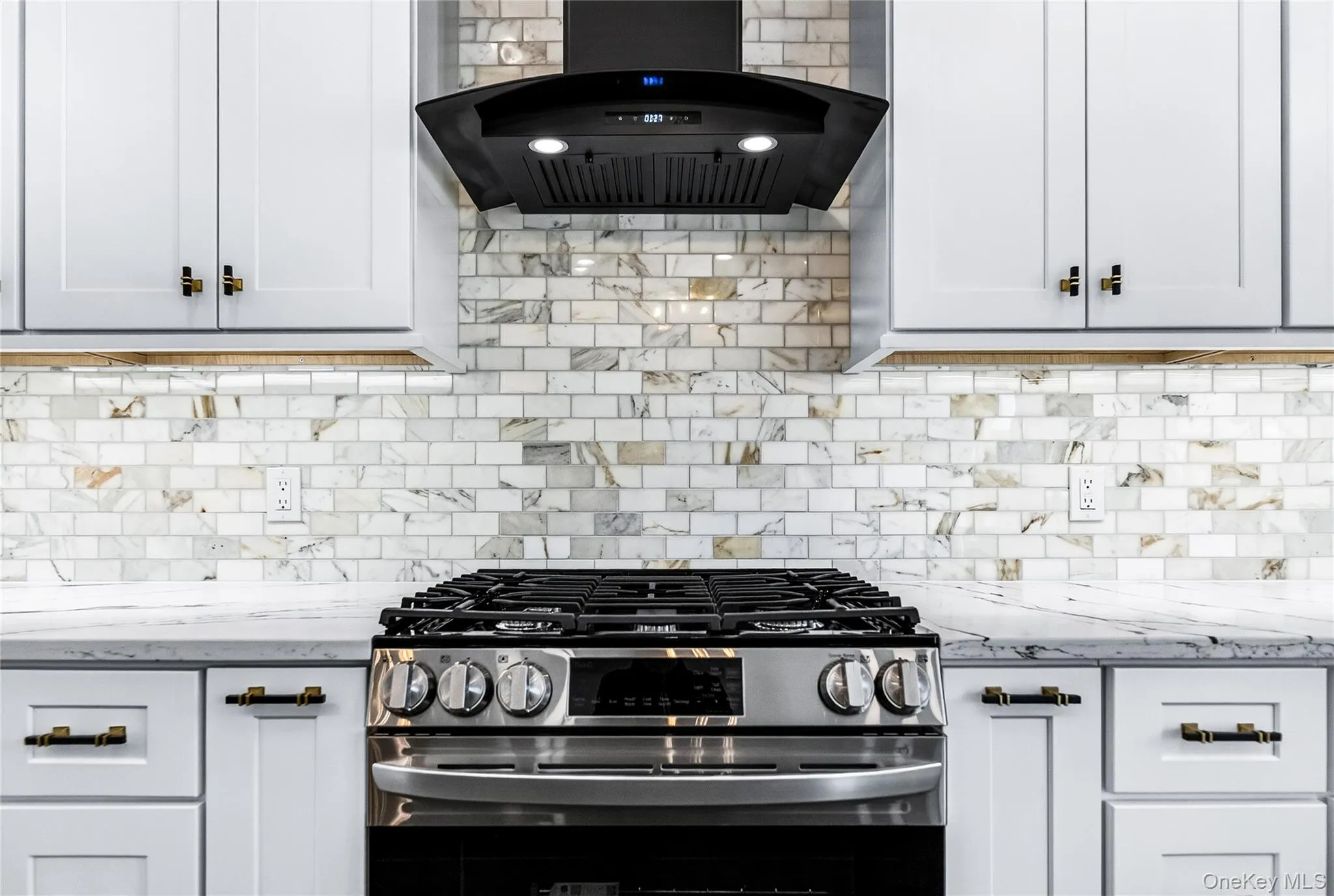 7 Victoria Lane, Yonkers, NY, 3 Bedrooms Bedrooms, 6 Rooms Rooms,2 BathroomsBathrooms,Residential Lease,For Rent,Victoria,0,970788 7 Victoria Lane, Yonkers, NY, 3 Bedrooms Bedrooms, 6 Rooms Rooms,2 BathroomsBathrooms,Residential Lease,For Rent,Victoria,0,970788