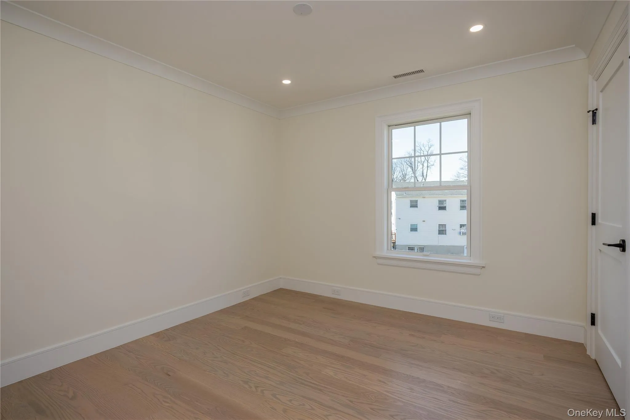 3rd bedroom 3rd bedroom