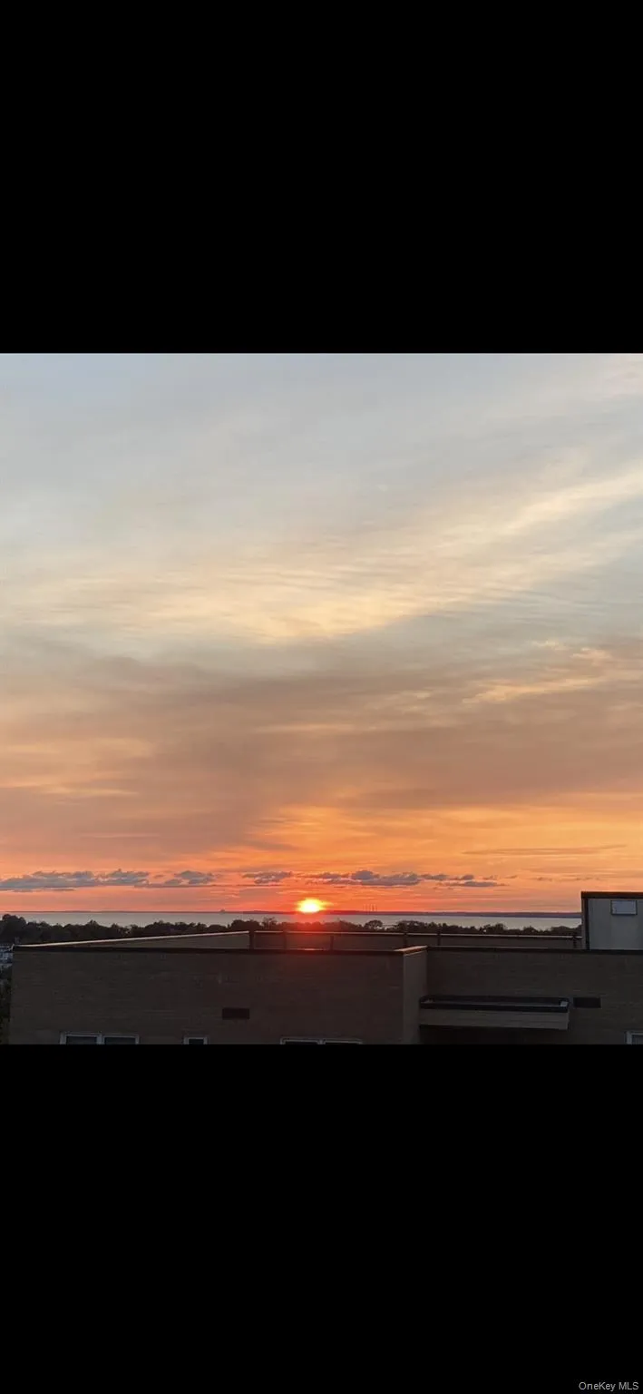 The gorgeous sunset view overlooking the Long Island sound The gorgeous sunset view overlooking the Long Island sound
