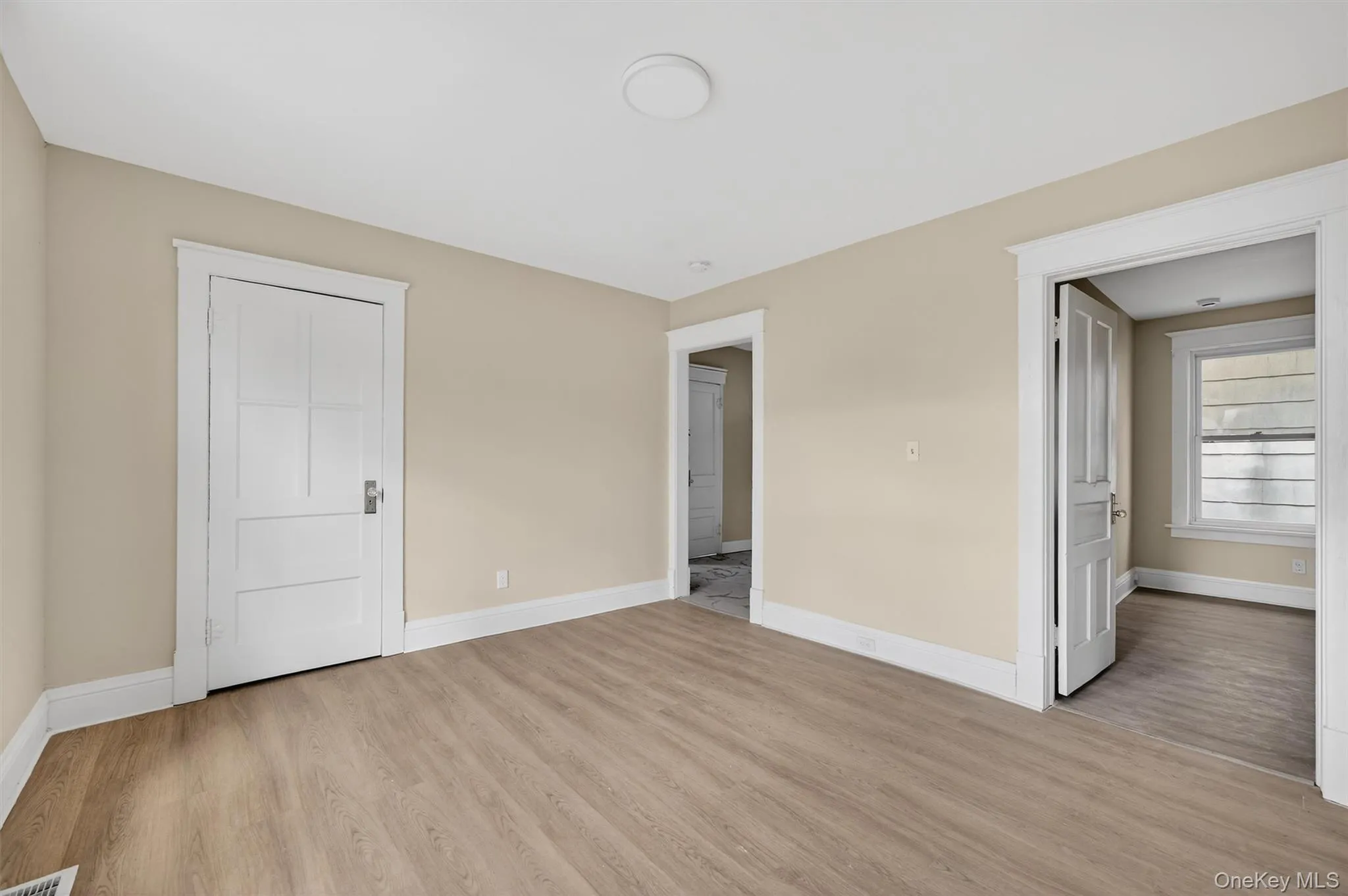26 1/2 Ridge Street, Middletown, NY, 4 Bedrooms Bedrooms, 8 Rooms Rooms,2 BathroomsBathrooms,Residential,For Rent,Ridge,0,970803 26 1/2 Ridge Street, Middletown, NY, 4 Bedrooms Bedrooms, 8 Rooms Rooms,2 BathroomsBathrooms,Residential,For Rent,Ridge,0,970803