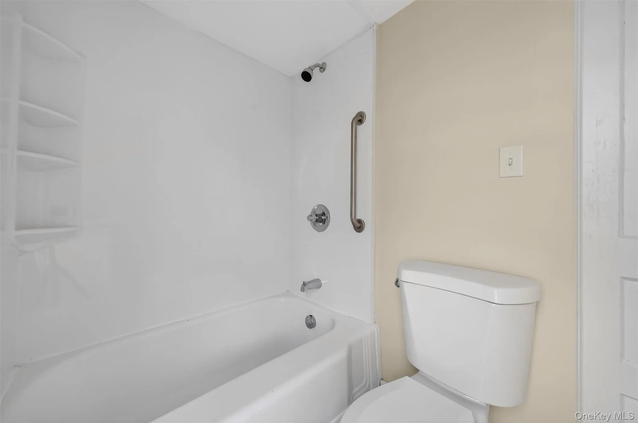 26 1/2 Ridge Street, Middletown, NY, 4 Bedrooms Bedrooms, 8 Rooms Rooms,2 BathroomsBathrooms,Residential,For Rent,Ridge,0,970803 26 1/2 Ridge Street, Middletown, NY, 4 Bedrooms Bedrooms, 8 Rooms Rooms,2 BathroomsBathrooms,Residential,For Rent,Ridge,0,970803