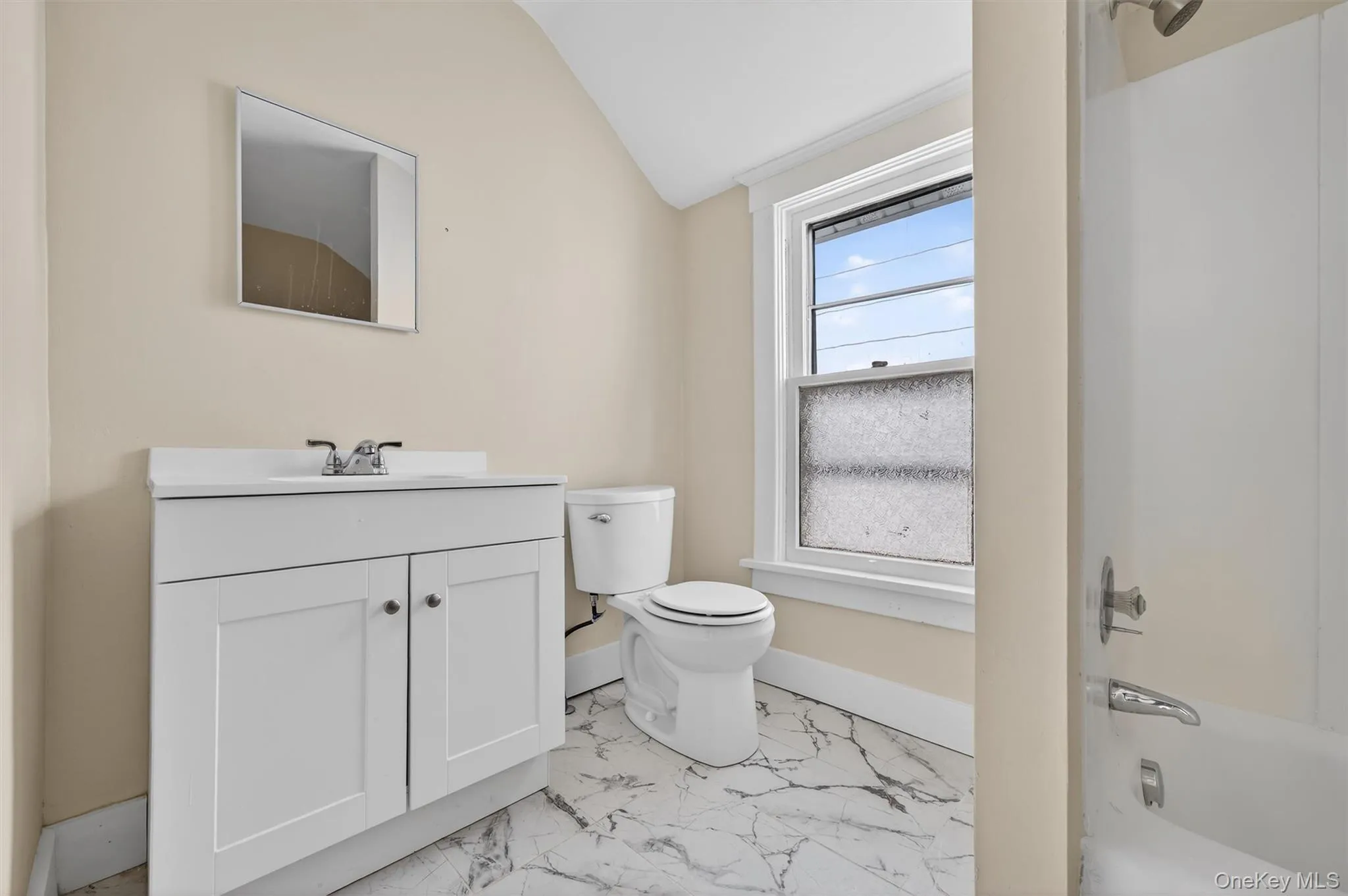 26 1/2 Ridge Street, Middletown, NY, 4 Bedrooms Bedrooms, 8 Rooms Rooms,2 BathroomsBathrooms,Residential,For Rent,Ridge,0,970803 26 1/2 Ridge Street, Middletown, NY, 4 Bedrooms Bedrooms, 8 Rooms Rooms,2 BathroomsBathrooms,Residential,For Rent,Ridge,0,970803
