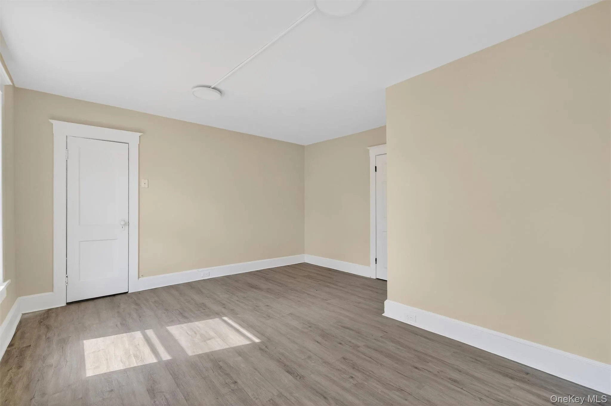 26 1/2 Ridge Street, Middletown, NY, 4 Bedrooms Bedrooms, 8 Rooms Rooms,2 BathroomsBathrooms,Residential,For Rent,Ridge,0,970803 26 1/2 Ridge Street, Middletown, NY, 4 Bedrooms Bedrooms, 8 Rooms Rooms,2 BathroomsBathrooms,Residential,For Rent,Ridge,0,970803