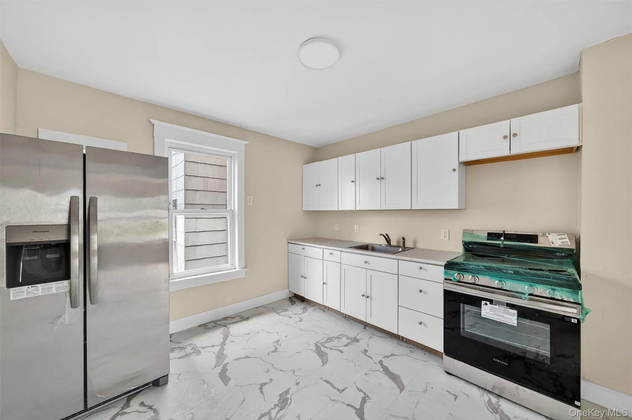 26 1/2 Ridge Street, Middletown, NY, 4 Bedrooms Bedrooms, 8 Rooms Rooms,2 BathroomsBathrooms,Residential,For Rent,Ridge,0,970803 26 1/2 Ridge Street, Middletown, NY, 4 Bedrooms Bedrooms, 8 Rooms Rooms,2 BathroomsBathrooms,Residential,For Rent,Ridge,0,970803
