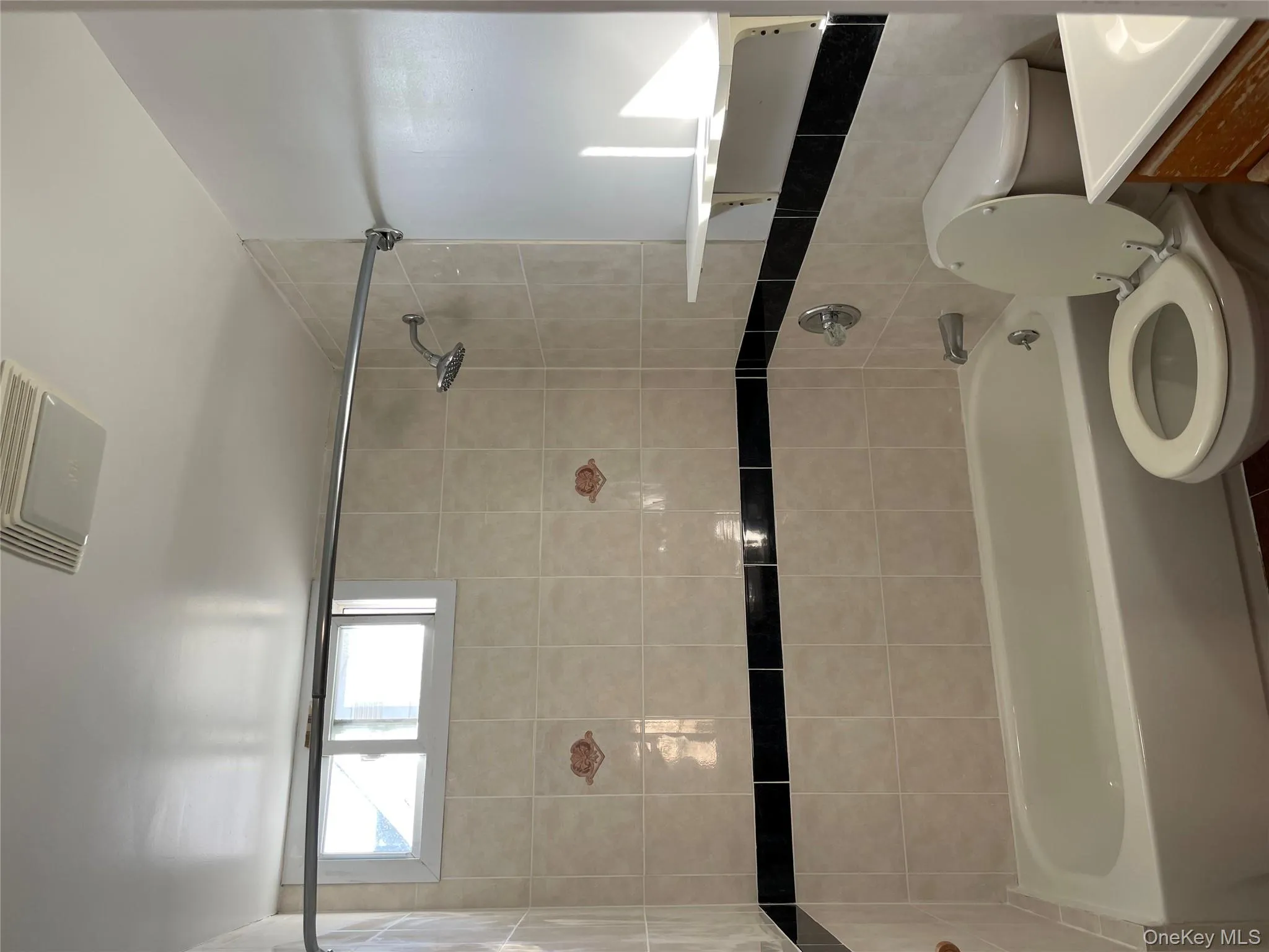 7662 172nd Street, New York, NY, 5 Bedrooms Bedrooms, 9 Rooms Rooms,2 BathroomsBathrooms,Residential Lease,For Rent,172nd,0,970840 7662 172nd Street, New York, NY, 5 Bedrooms Bedrooms, 9 Rooms Rooms,2 BathroomsBathrooms,Residential Lease,For Rent,172nd,0,970840