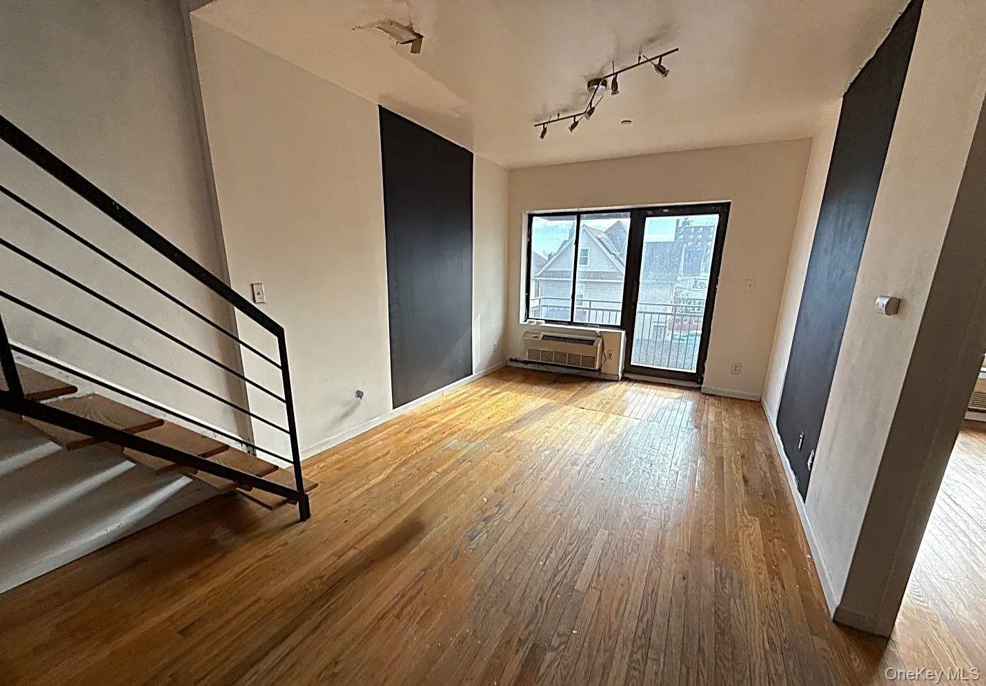 175-28 89th Avenue, New York, NY, 2 Bedrooms Bedrooms, 5 Rooms Rooms,2 BathroomsBathrooms,Residential,For Rent,89th,0,970842 175-28 89th Avenue, New York, NY, 2 Bedrooms Bedrooms, 5 Rooms Rooms,2 BathroomsBathrooms,Residential,For Rent,89th,0,970842