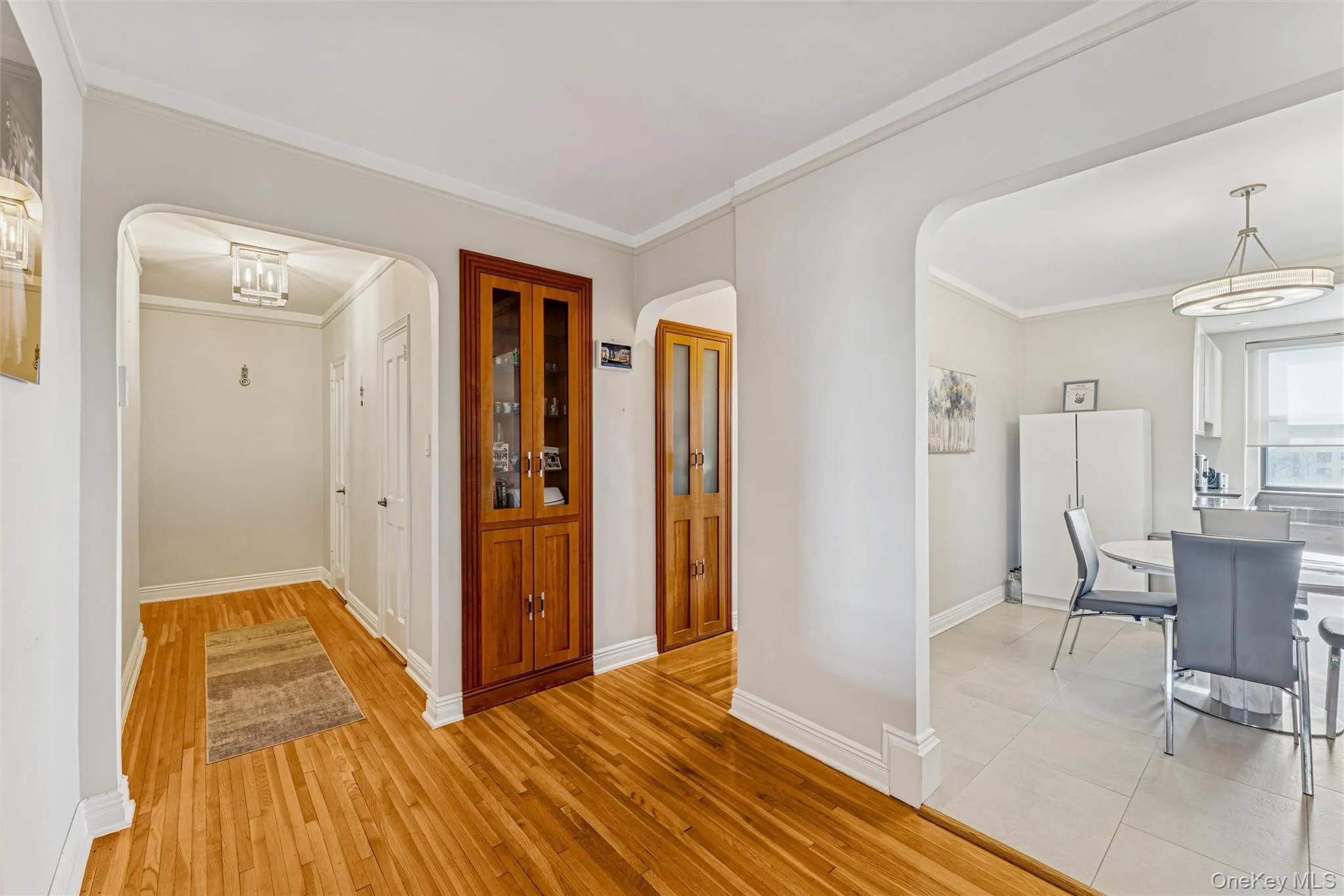 84-51 Beverly Road, New York, NY, 1 Bedroom Bedrooms, 5 Rooms Rooms,1 BathroomBathrooms,Residential,For Rent,Beverly,0,970848 84-51 Beverly Road, New York, NY, 1 Bedroom Bedrooms, 5 Rooms Rooms,1 BathroomBathrooms,Residential,For Rent,Beverly,0,970848