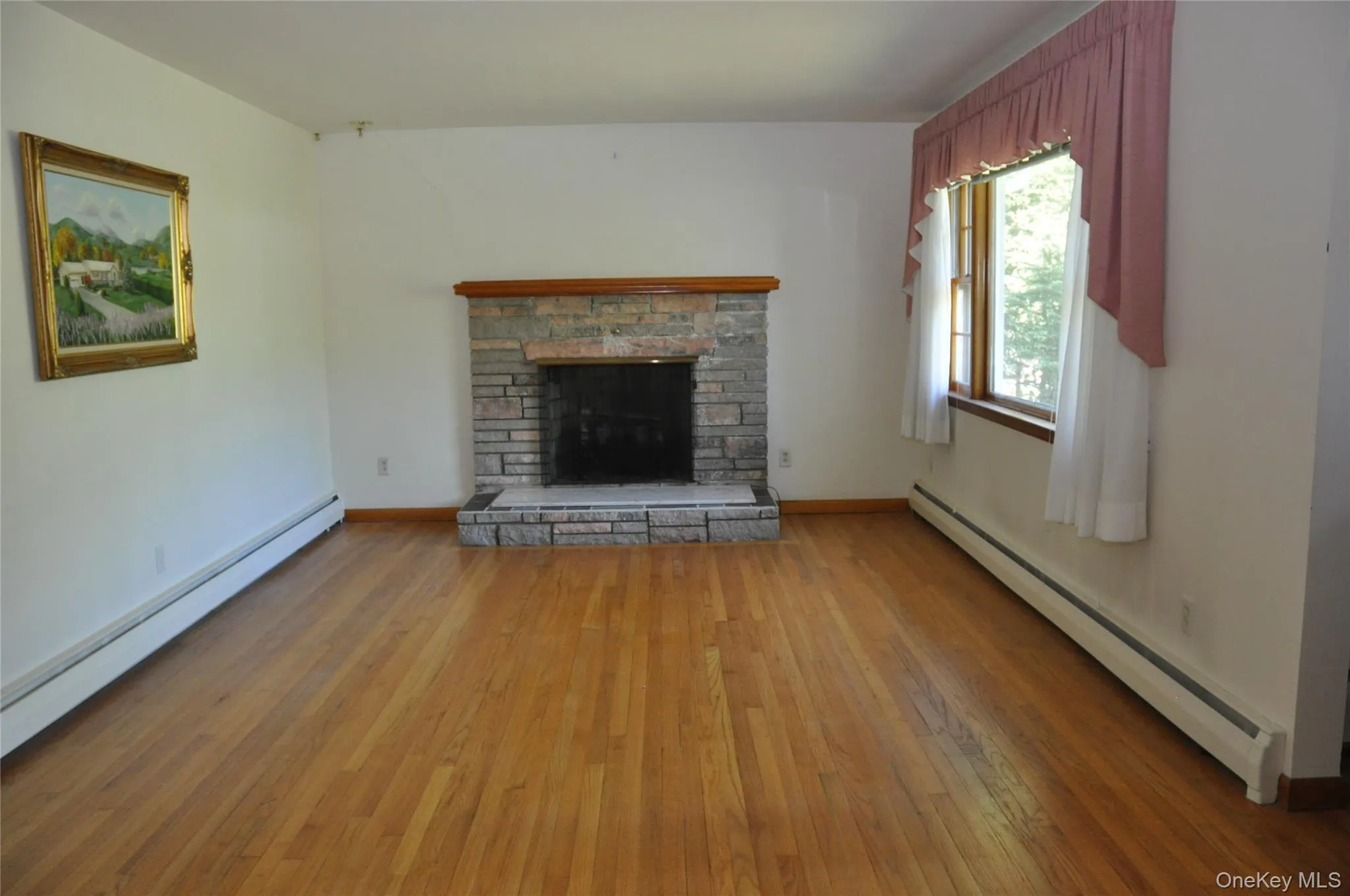 32 Fuller Lane, Hyde Park, NY, 3 Bedrooms Bedrooms, 6 Rooms Rooms,2 BathroomsBathrooms,Residential,For Rent,Fuller,0,970856 32 Fuller Lane, Hyde Park, NY, 3 Bedrooms Bedrooms, 6 Rooms Rooms,2 BathroomsBathrooms,Residential,For Rent,Fuller,0,970856