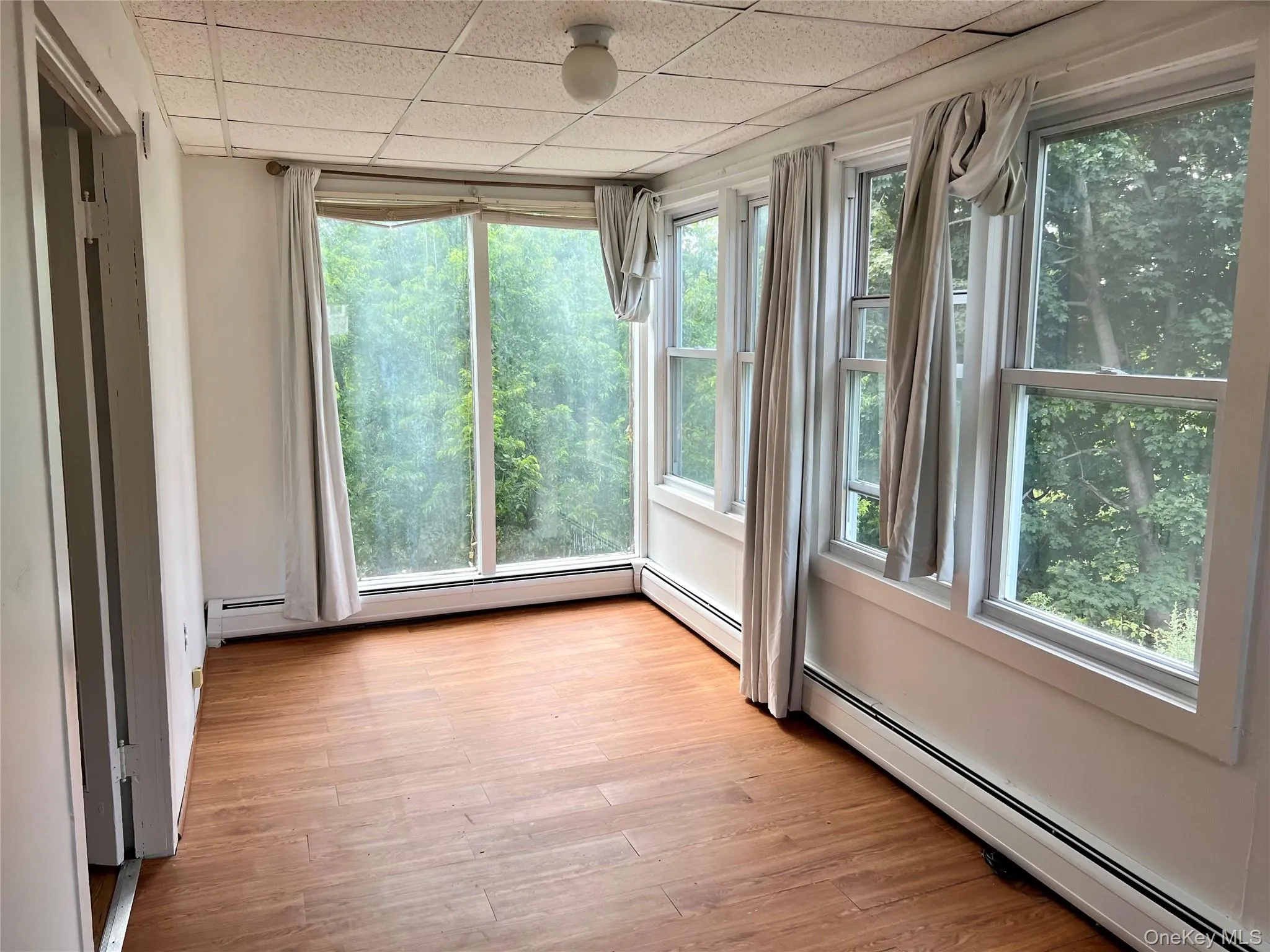 496 Mountainview Avenue, Clarkstown, NY, 2 Bedrooms Bedrooms, 4 Rooms Rooms,1 BathroomBathrooms,Residential Lease,For Rent,Mountainview,0,970857 496 Mountainview Avenue, Clarkstown, NY, 2 Bedrooms Bedrooms, 4 Rooms Rooms,1 BathroomBathrooms,Residential Lease,For Rent,Mountainview,0,970857