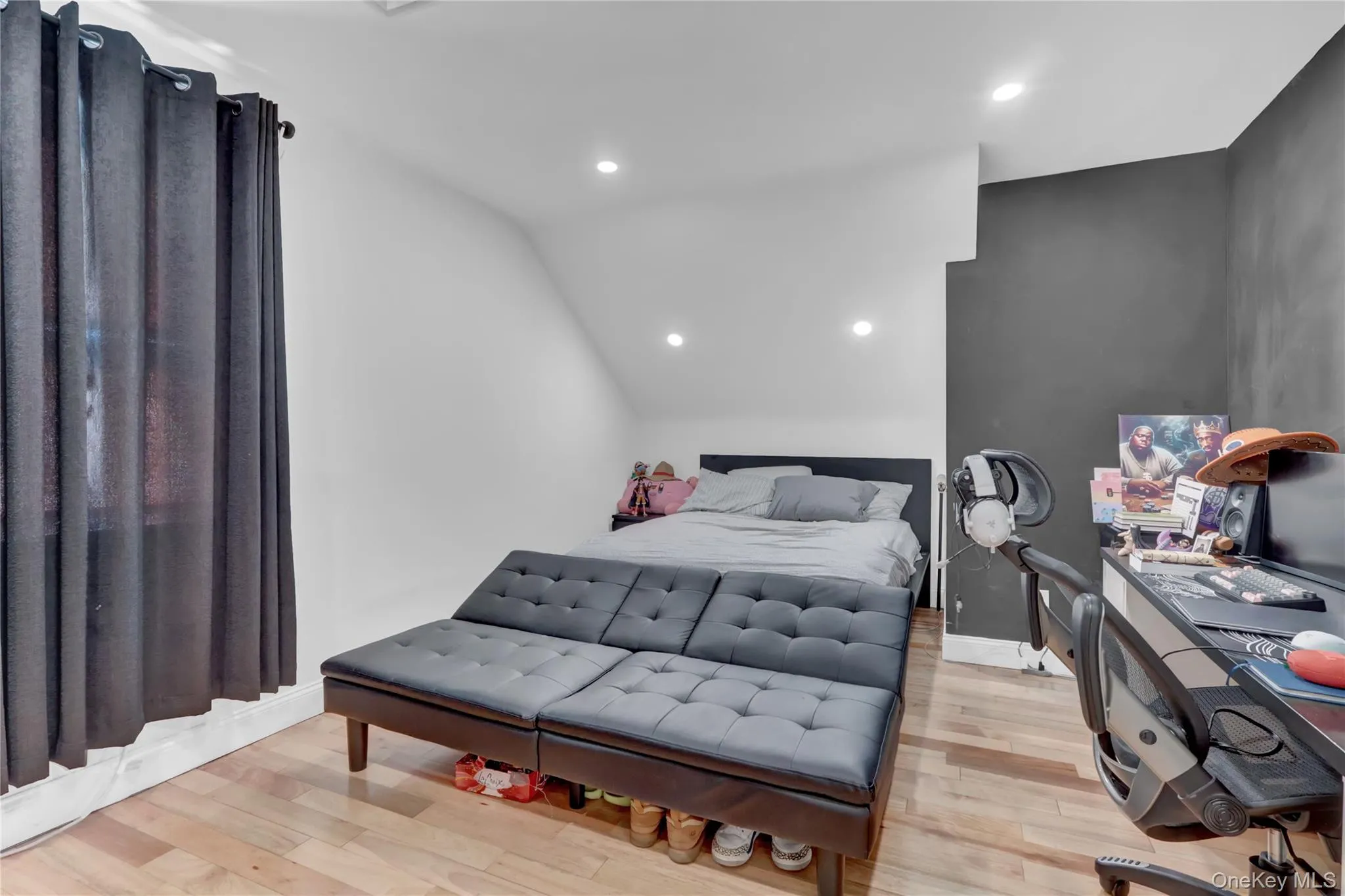 26 Hilbert Street, Hempstead, NY, 4 Bedrooms Bedrooms, 9 Rooms Rooms,4 BathroomsBathrooms,Residential Sale,For Rent,Hilbert,0,970880 26 Hilbert Street, Hempstead, NY, 4 Bedrooms Bedrooms, 9 Rooms Rooms,4 BathroomsBathrooms,Residential Sale,For Rent,Hilbert,0,970880
