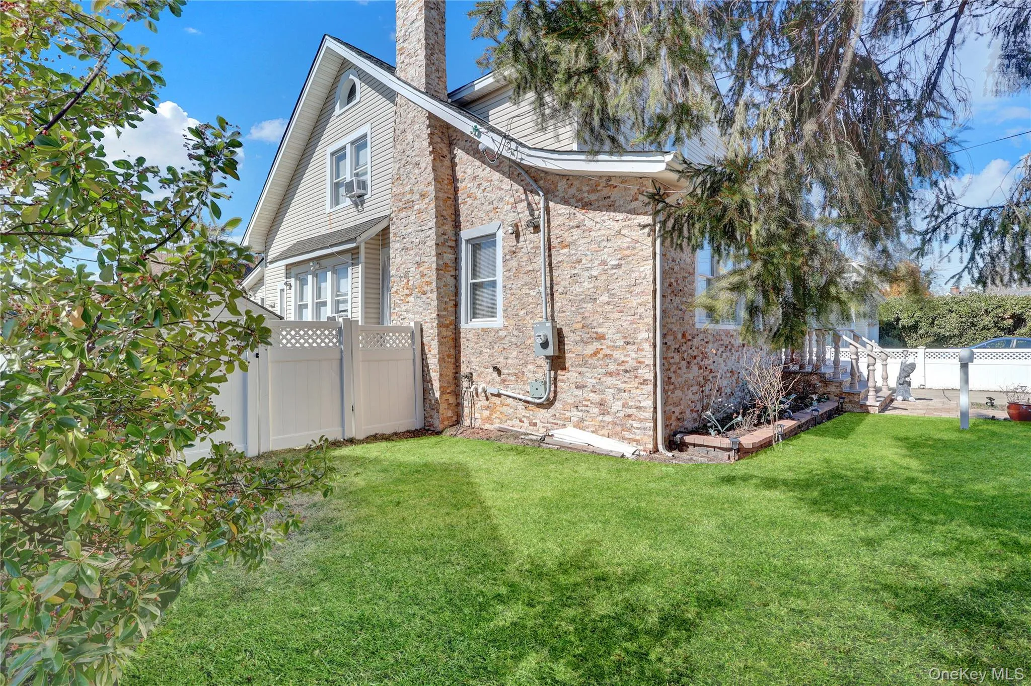26 Hilbert Street, Hempstead, NY, 4 Bedrooms Bedrooms, 9 Rooms Rooms,4 BathroomsBathrooms,Residential Sale,For Rent,Hilbert,0,970880 26 Hilbert Street, Hempstead, NY, 4 Bedrooms Bedrooms, 9 Rooms Rooms,4 BathroomsBathrooms,Residential Sale,For Rent,Hilbert,0,970880