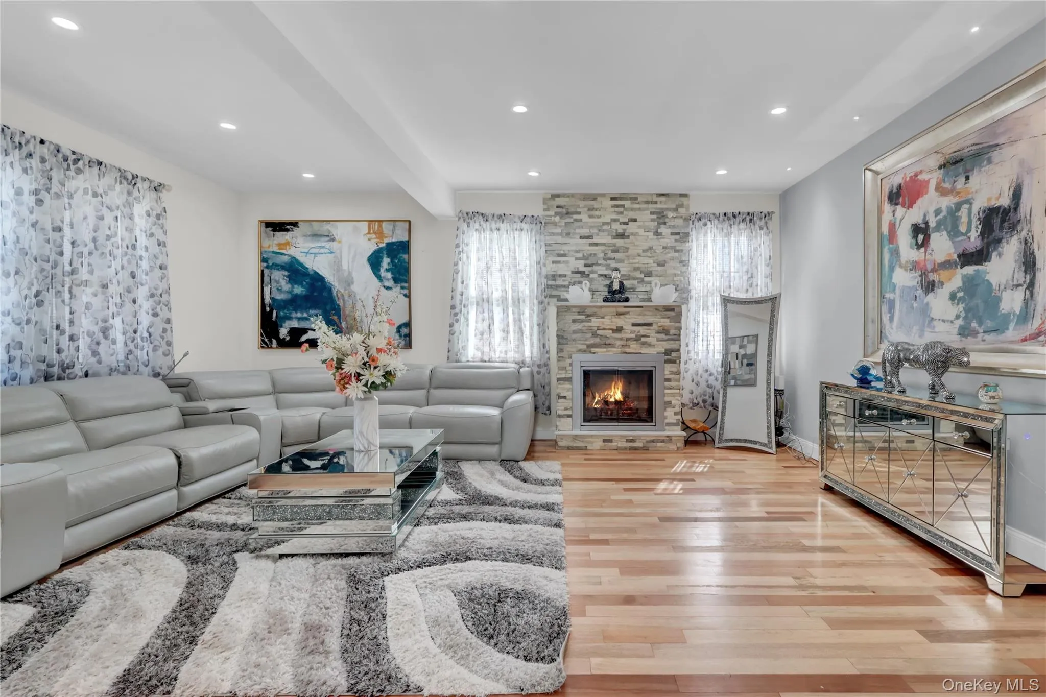26 Hilbert Street, Hempstead, NY, 4 Bedrooms Bedrooms, 9 Rooms Rooms,4 BathroomsBathrooms,Residential Sale,For Rent,Hilbert,0,970880 26 Hilbert Street, Hempstead, NY, 4 Bedrooms Bedrooms, 9 Rooms Rooms,4 BathroomsBathrooms,Residential Sale,For Rent,Hilbert,0,970880