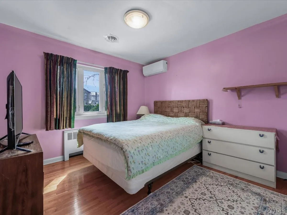 82-04 141st Street, New York, NY, 3 Bedrooms Bedrooms, 10 Rooms Rooms,3 BathroomsBathrooms,Residential,For Rent,141st,0,970882 82-04 141st Street, New York, NY, 3 Bedrooms Bedrooms, 10 Rooms Rooms,3 BathroomsBathrooms,Residential,For Rent,141st,0,970882