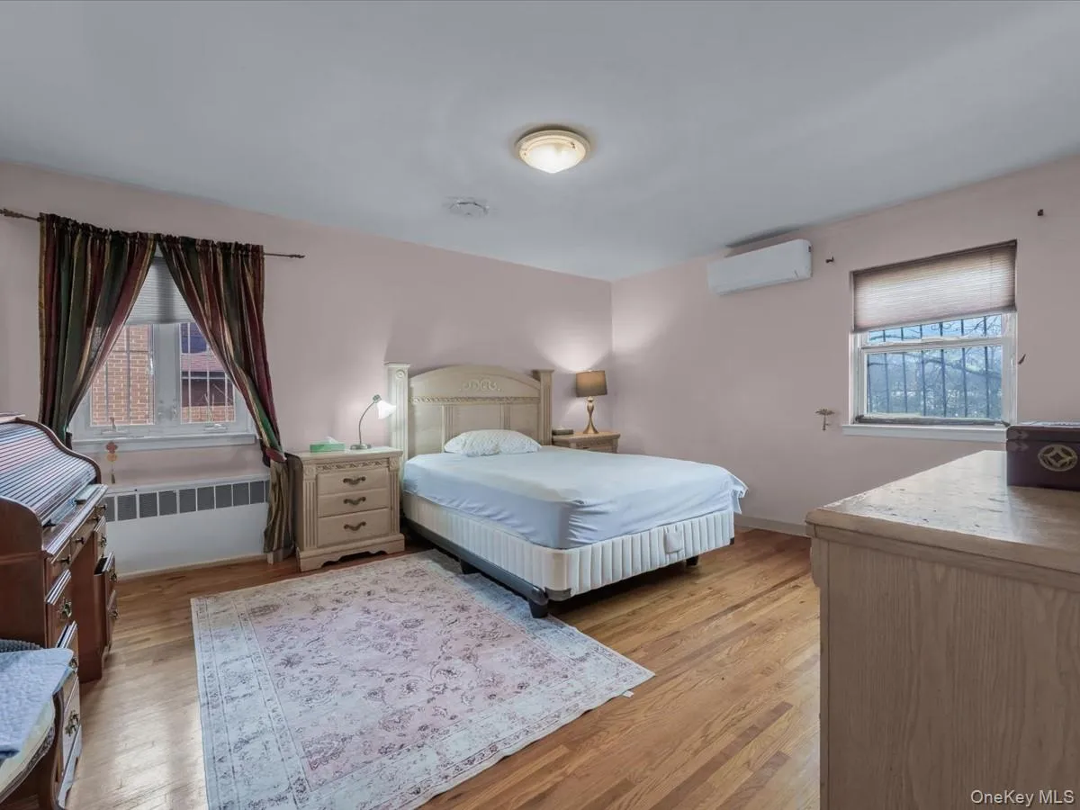 82-04 141st Street, New York, NY, 3 Bedrooms Bedrooms, 10 Rooms Rooms,3 BathroomsBathrooms,Residential,For Rent,141st,0,970882 82-04 141st Street, New York, NY, 3 Bedrooms Bedrooms, 10 Rooms Rooms,3 BathroomsBathrooms,Residential,For Rent,141st,0,970882