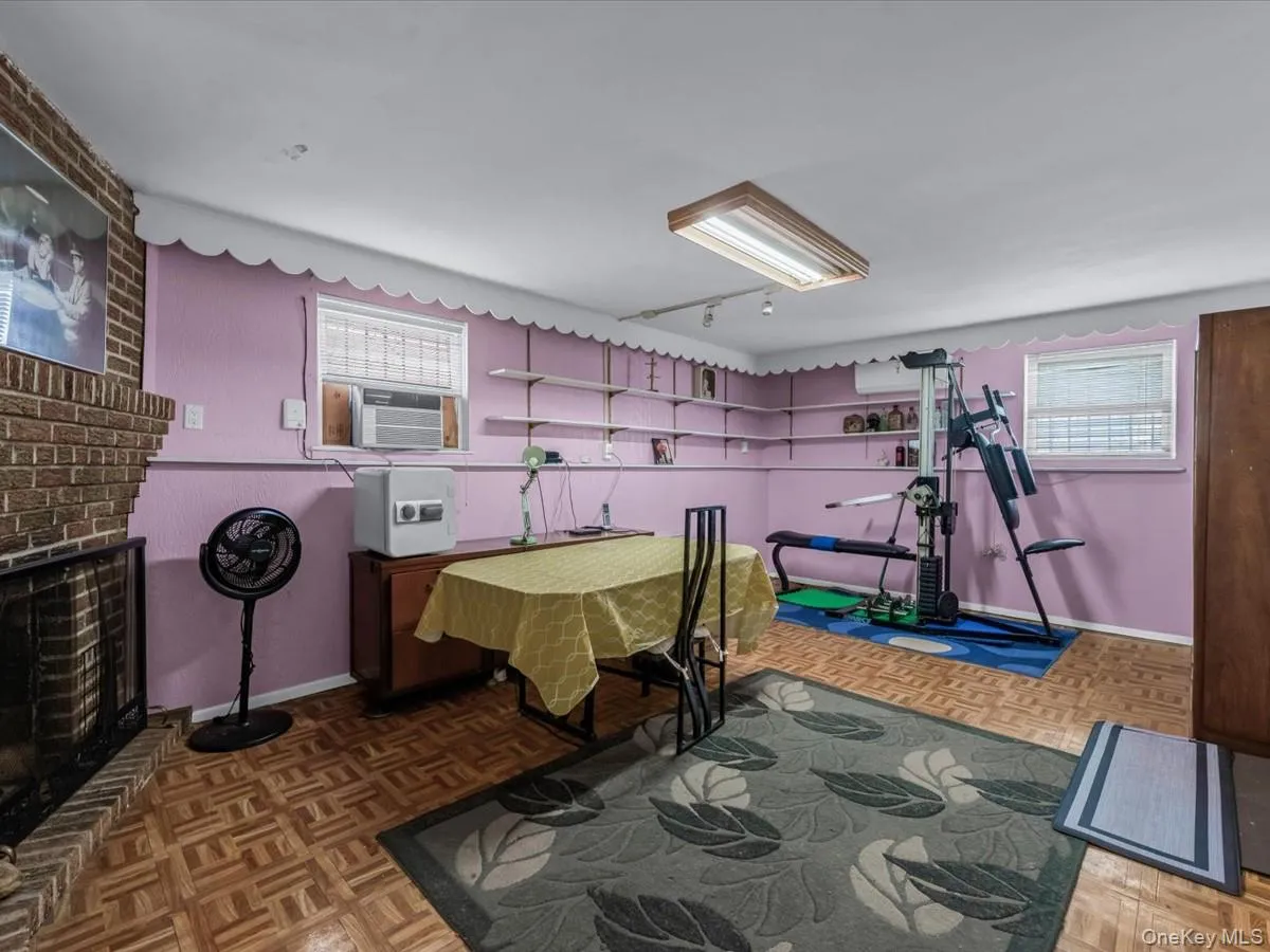 82-04 141st Street, New York, NY, 3 Bedrooms Bedrooms, 10 Rooms Rooms,3 BathroomsBathrooms,Residential,For Rent,141st,0,970882 82-04 141st Street, New York, NY, 3 Bedrooms Bedrooms, 10 Rooms Rooms,3 BathroomsBathrooms,Residential,For Rent,141st,0,970882