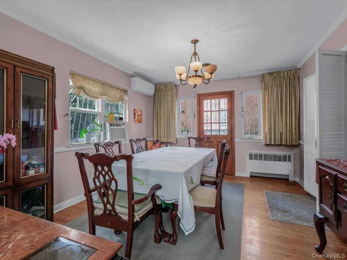 82-04 141st Street, New York, NY, 3 Bedrooms Bedrooms, 10 Rooms Rooms,3 BathroomsBathrooms,Residential,For Rent,141st,0,970882 82-04 141st Street, New York, NY, 3 Bedrooms Bedrooms, 10 Rooms Rooms,3 BathroomsBathrooms,Residential,For Rent,141st,0,970882