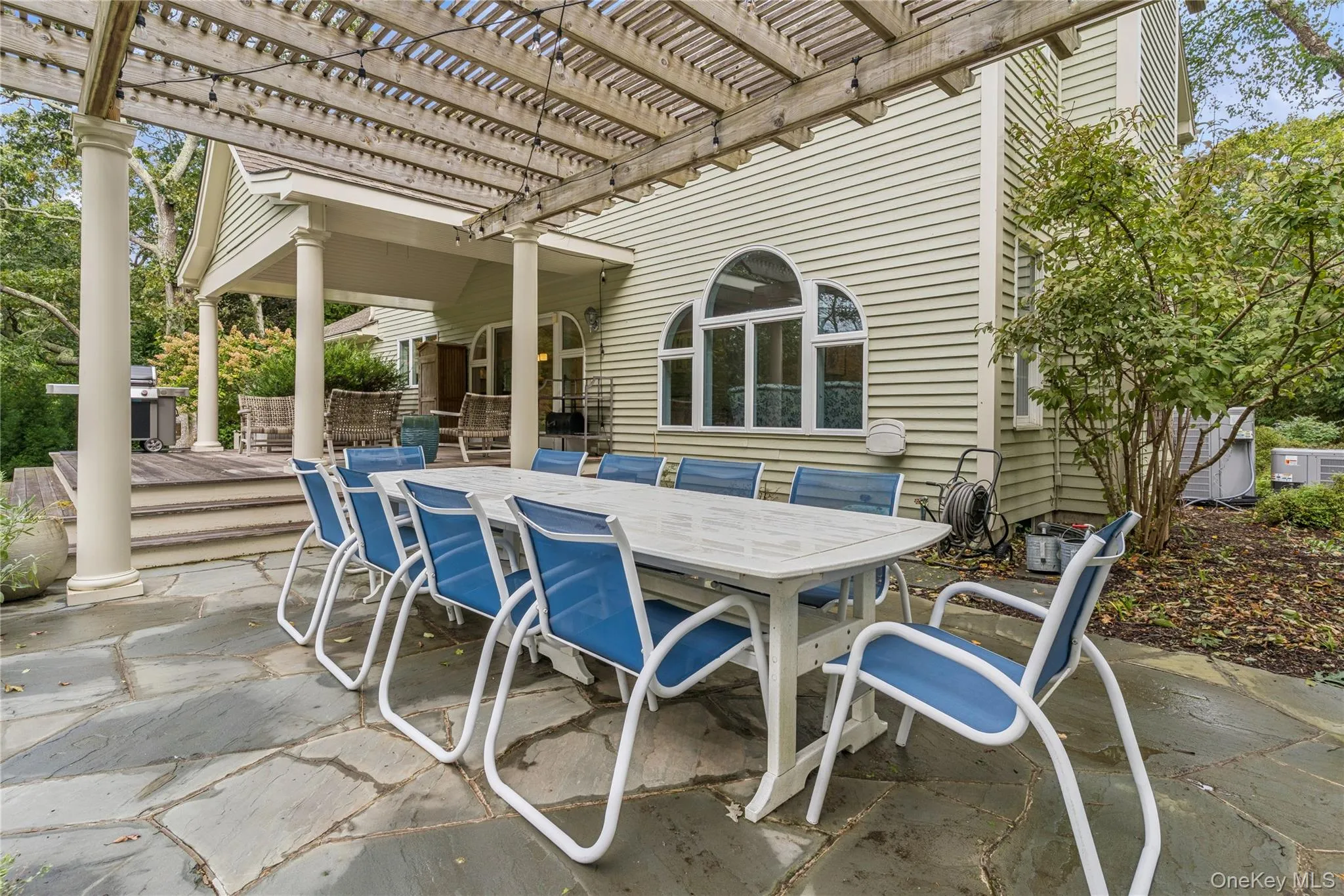 51 Davis Drive, East Hampton, NY, 4 Bedrooms Bedrooms, 9 Rooms Rooms,3 BathroomsBathrooms,Residential Sale,For Rent,Davis,0,970896 51 Davis Drive, East Hampton, NY, 4 Bedrooms Bedrooms, 9 Rooms Rooms,3 BathroomsBathrooms,Residential Sale,For Rent,Davis,0,970896