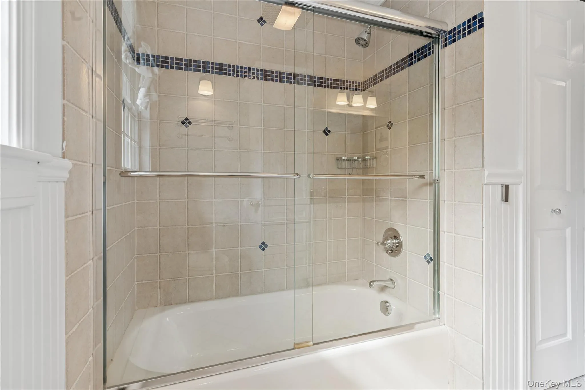 51 Davis Drive, East Hampton, NY, 4 Bedrooms Bedrooms, 9 Rooms Rooms,3 BathroomsBathrooms,Residential Sale,For Rent,Davis,0,970896 51 Davis Drive, East Hampton, NY, 4 Bedrooms Bedrooms, 9 Rooms Rooms,3 BathroomsBathrooms,Residential Sale,For Rent,Davis,0,970896