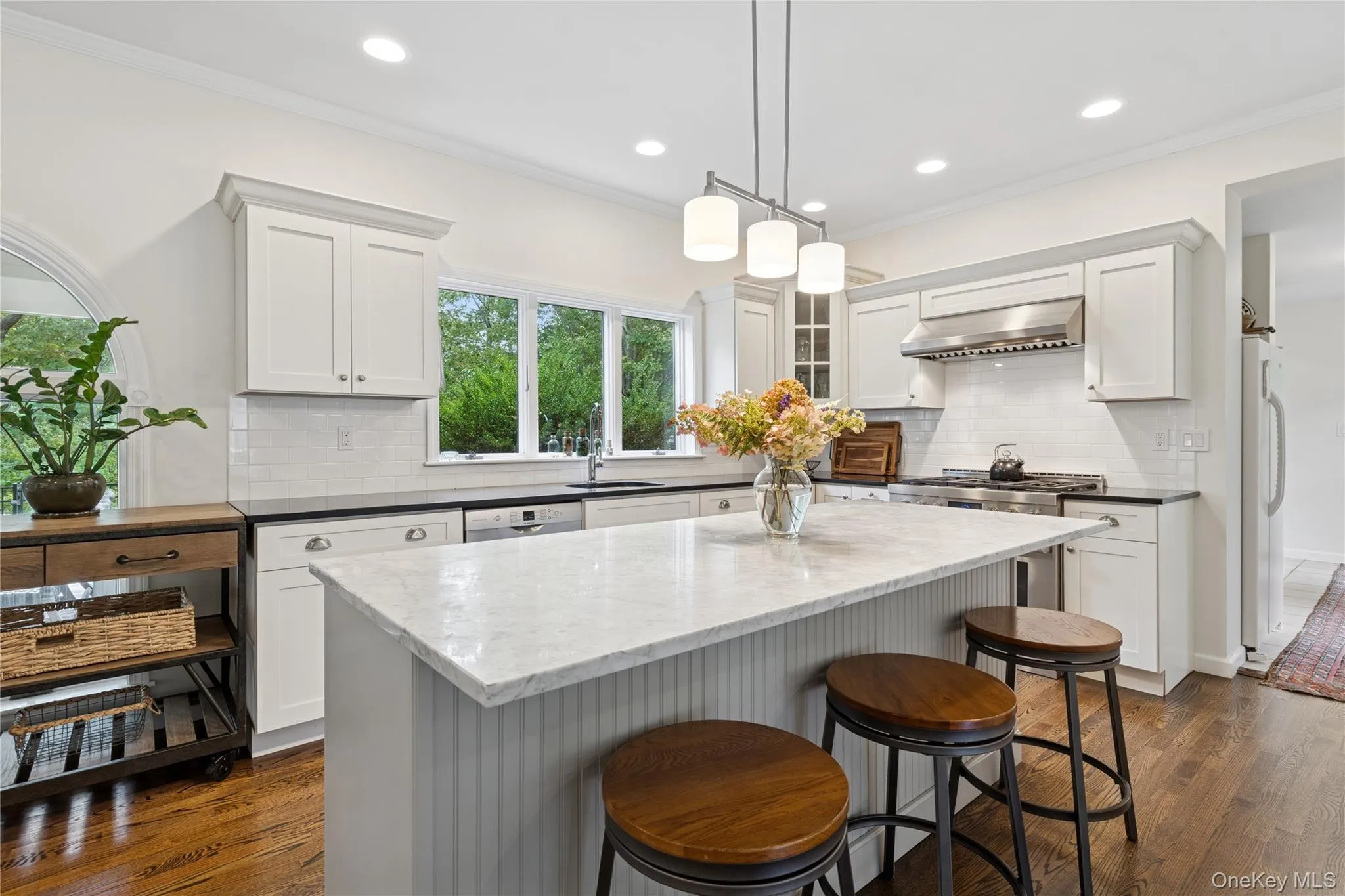 51 Davis Drive, East Hampton, NY, 4 Bedrooms Bedrooms, 9 Rooms Rooms,3 BathroomsBathrooms,Residential Sale,For Rent,Davis,0,970896 51 Davis Drive, East Hampton, NY, 4 Bedrooms Bedrooms, 9 Rooms Rooms,3 BathroomsBathrooms,Residential Sale,For Rent,Davis,0,970896