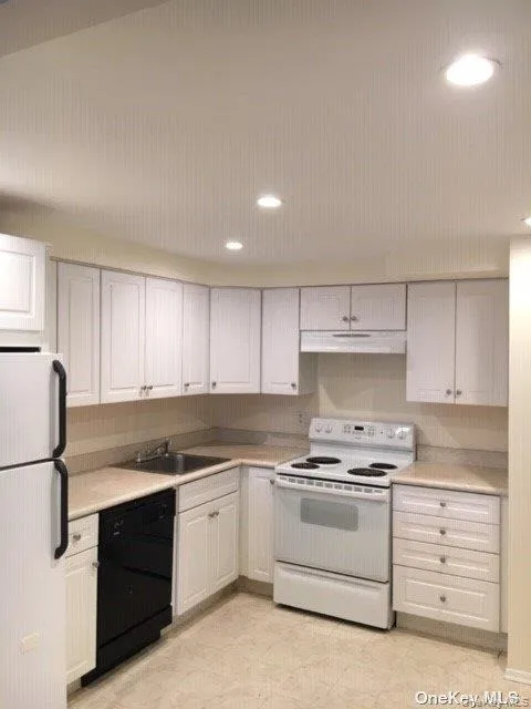 41-60 Little Neck Parkway, New York, NY, 2 Bedrooms Bedrooms, 5 Rooms Rooms,2 BathroomsBathrooms,Residential Lease,For Rent,Little Neck,0,970909 41-60 Little Neck Parkway, New York, NY, 2 Bedrooms Bedrooms, 5 Rooms Rooms,2 BathroomsBathrooms,Residential Lease,For Rent,Little Neck,0,970909