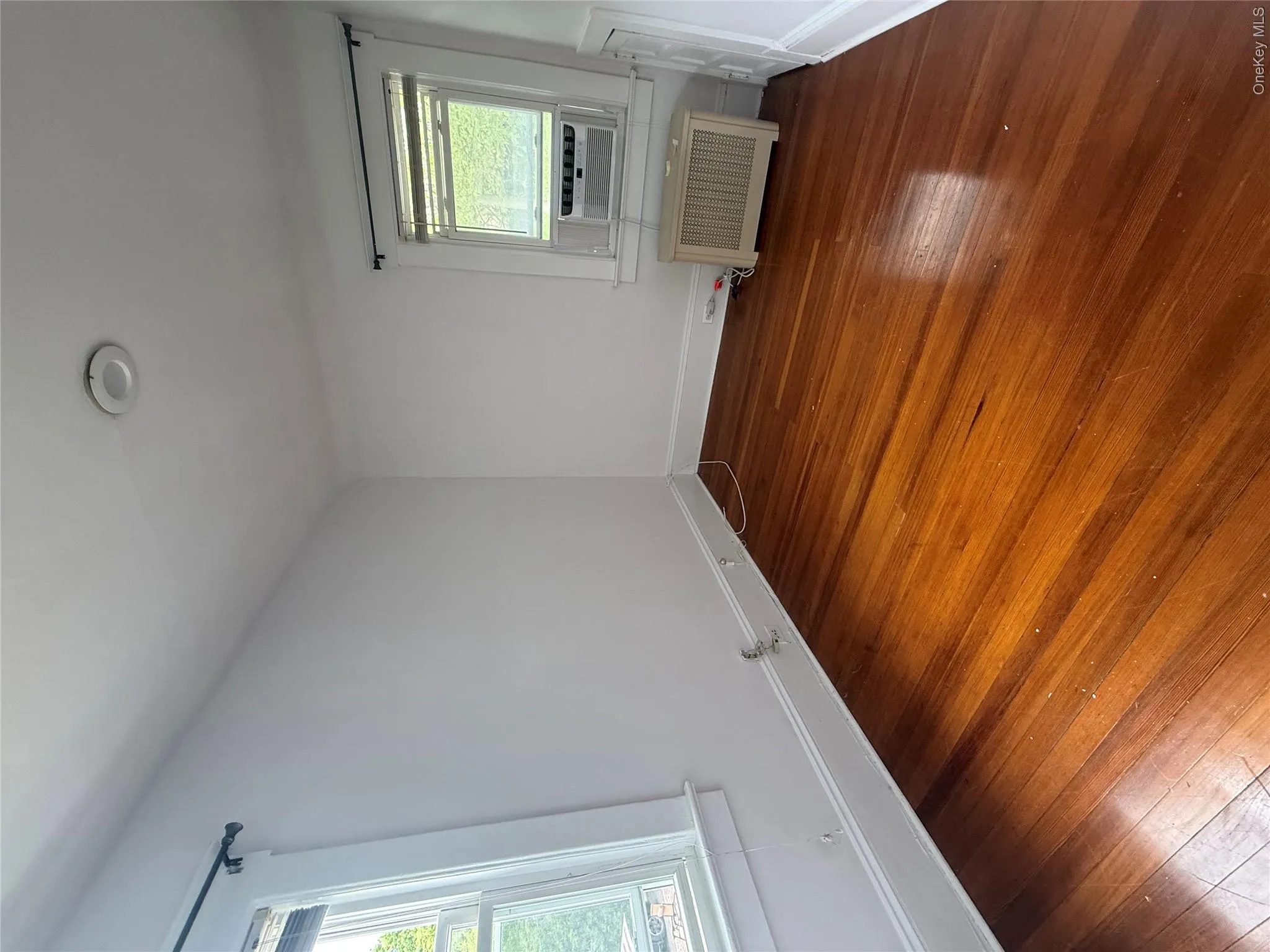 15 Maple Grove Street, North Hempstead, NY, 4 Bedrooms Bedrooms, 8 Rooms Rooms,2 BathroomsBathrooms,Residential Lease,For Rent,Maple Grove,0,970913 15 Maple Grove Street, North Hempstead, NY, 4 Bedrooms Bedrooms, 8 Rooms Rooms,2 BathroomsBathrooms,Residential Lease,For Rent,Maple Grove,0,970913