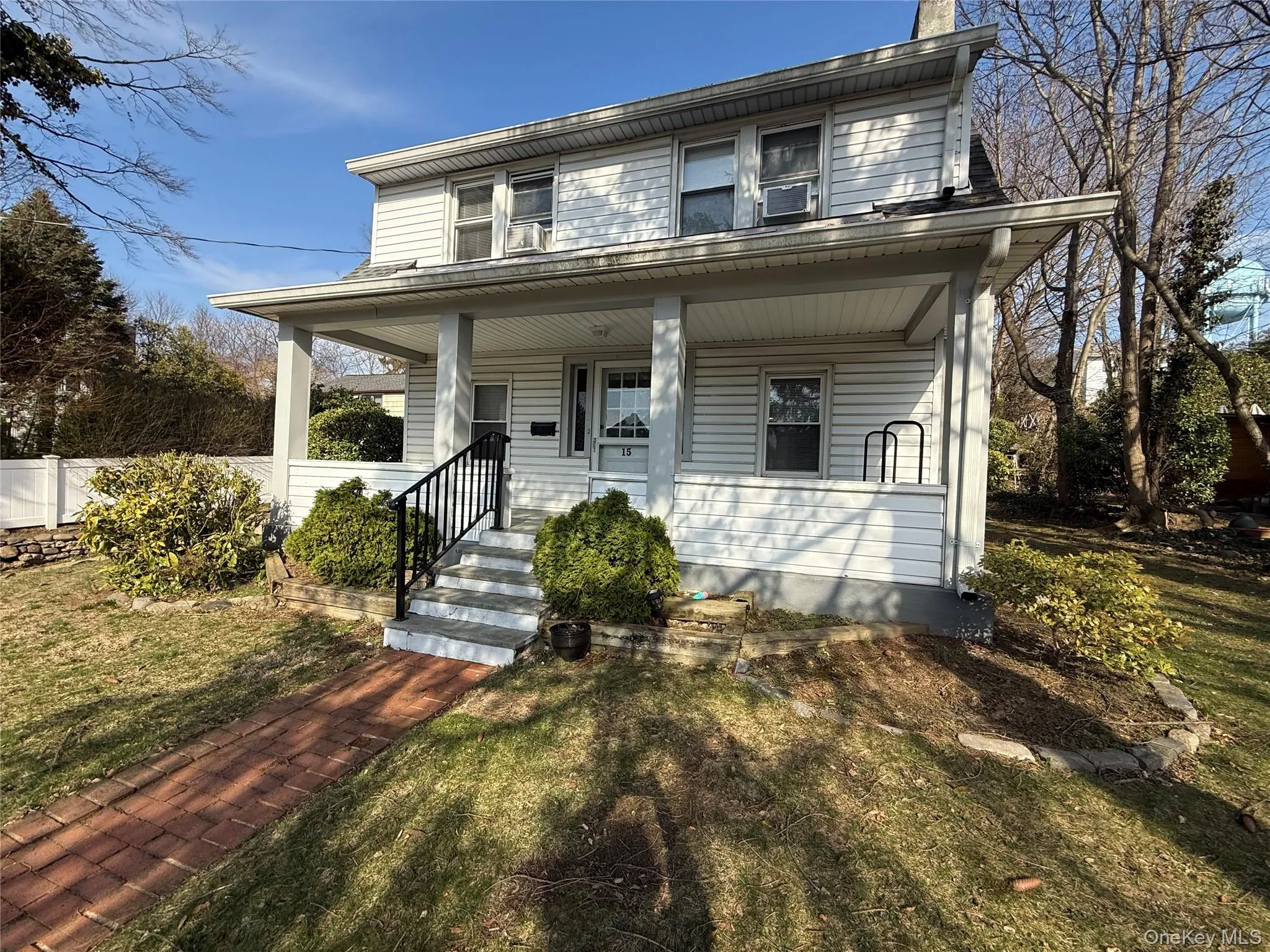 15 Maple Grove Street, North Hempstead, NY, 4 Bedrooms Bedrooms, 8 Rooms Rooms,2 BathroomsBathrooms,Residential Lease,For Rent,Maple Grove,0,970913 15 Maple Grove Street, North Hempstead, NY, 4 Bedrooms Bedrooms, 8 Rooms Rooms,2 BathroomsBathrooms,Residential Lease,For Rent,Maple Grove,0,970913