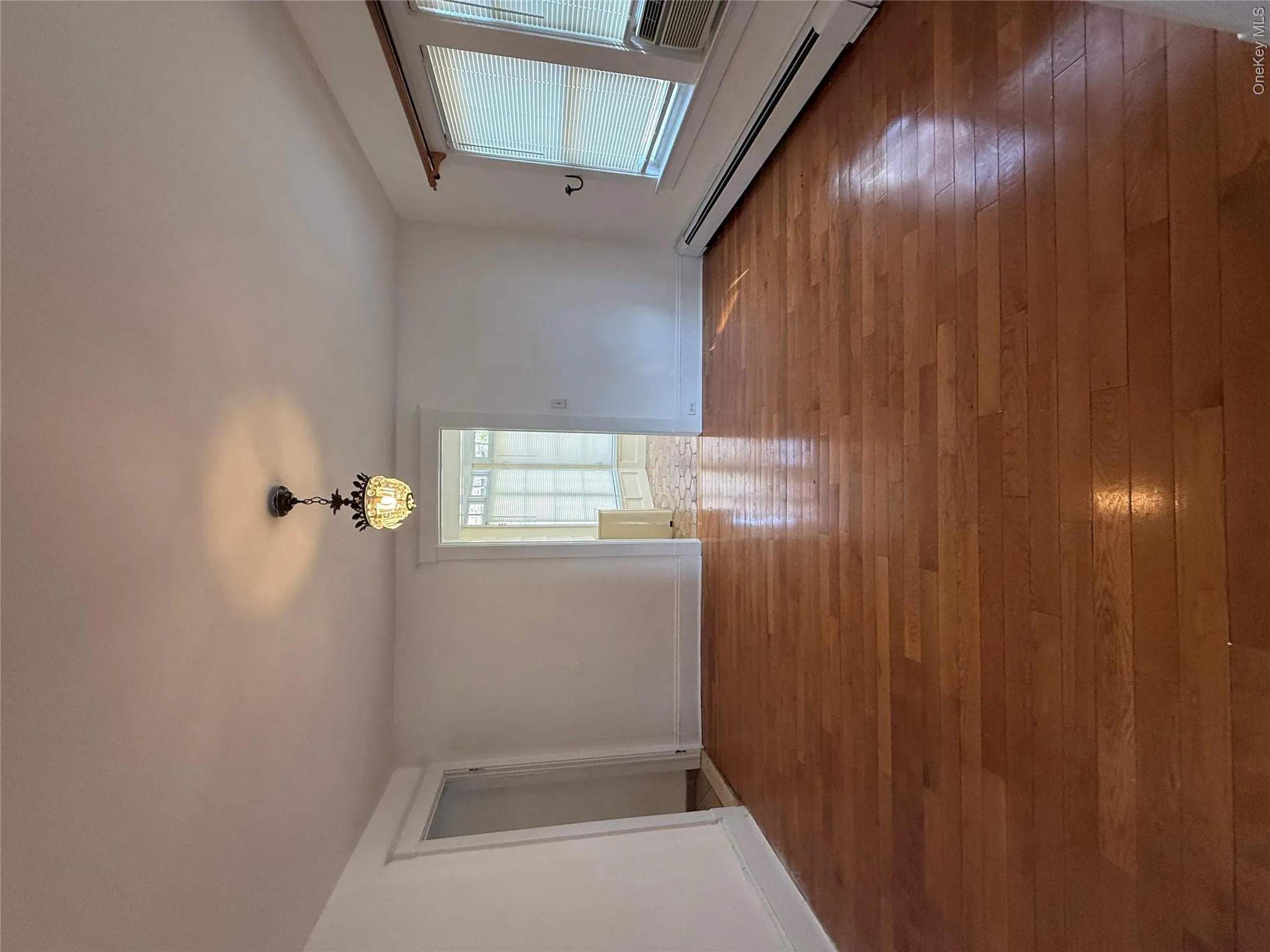 15 Maple Grove Street, North Hempstead, NY, 4 Bedrooms Bedrooms, 8 Rooms Rooms,2 BathroomsBathrooms,Residential Lease,For Rent,Maple Grove,0,970913 15 Maple Grove Street, North Hempstead, NY, 4 Bedrooms Bedrooms, 8 Rooms Rooms,2 BathroomsBathrooms,Residential Lease,For Rent,Maple Grove,0,970913