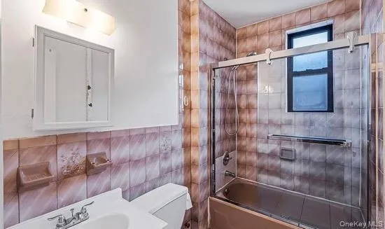 15517 Sanford Avenue, New York, NY, 1 Bedroom Bedrooms, 3 Rooms Rooms,1 BathroomBathrooms,Residential Sale,For Rent,Sanford,0,970951 15517 Sanford Avenue, New York, NY, 1 Bedroom Bedrooms, 3 Rooms Rooms,1 BathroomBathrooms,Residential Sale,For Rent,Sanford,0,970951