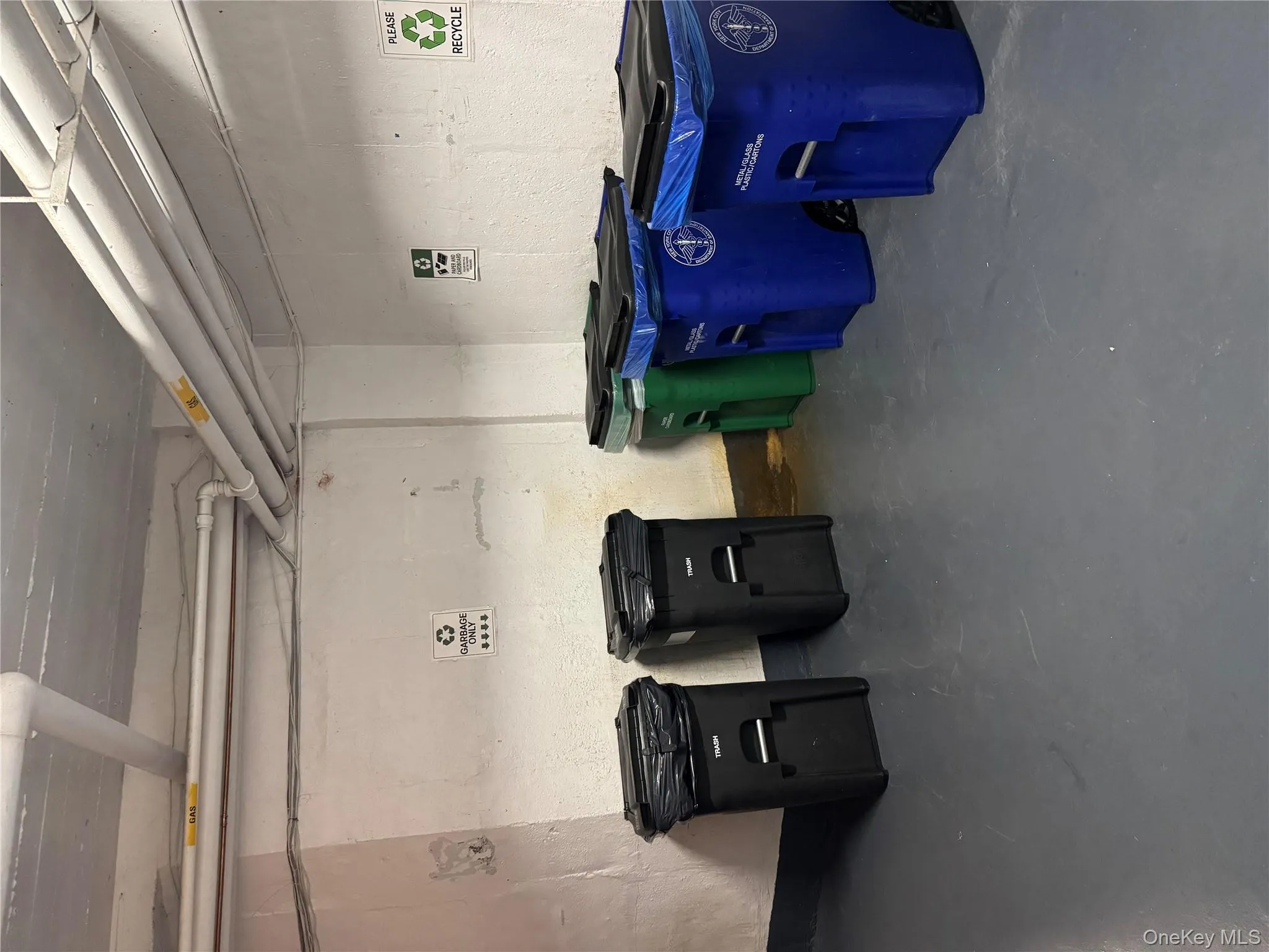 745 231st Street, New York, NY, 2 Bedrooms Bedrooms, 4 Rooms Rooms,1 BathroomBathrooms,Residential,For Rent,231st,0,970953 745 231st Street, New York, NY, 2 Bedrooms Bedrooms, 4 Rooms Rooms,1 BathroomBathrooms,Residential,For Rent,231st,0,970953