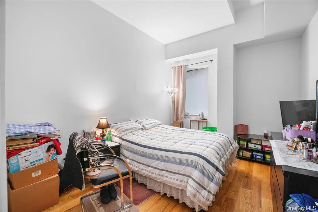 850 Metropolitan Avenue, New York, NY, 1 Bedroom Bedrooms, 3 Rooms Rooms,1 BathroomBathrooms,Residential,For Rent,Metropolitan,0,970959 850 Metropolitan Avenue, New York, NY, 1 Bedroom Bedrooms, 3 Rooms Rooms,1 BathroomBathrooms,Residential,For Rent,Metropolitan,0,970959