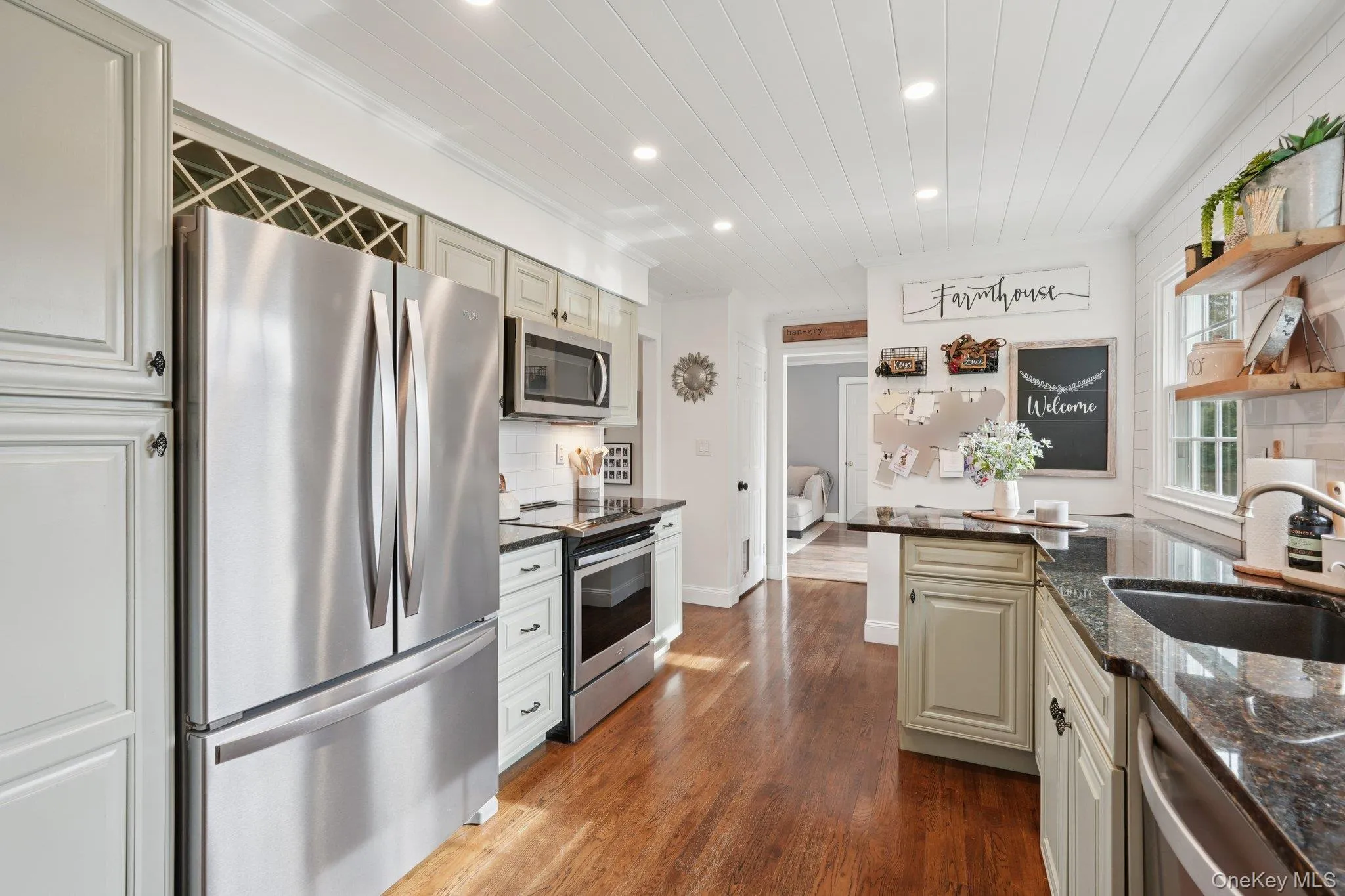 29 Lexington Avenue, Woodbury, NY, 3 Bedrooms Bedrooms, 7 Rooms Rooms,1 BathroomBathrooms,Residential Sale,For Rent,Lexington,0,970964 29 Lexington Avenue, Woodbury, NY, 3 Bedrooms Bedrooms, 7 Rooms Rooms,1 BathroomBathrooms,Residential Sale,For Rent,Lexington,0,970964