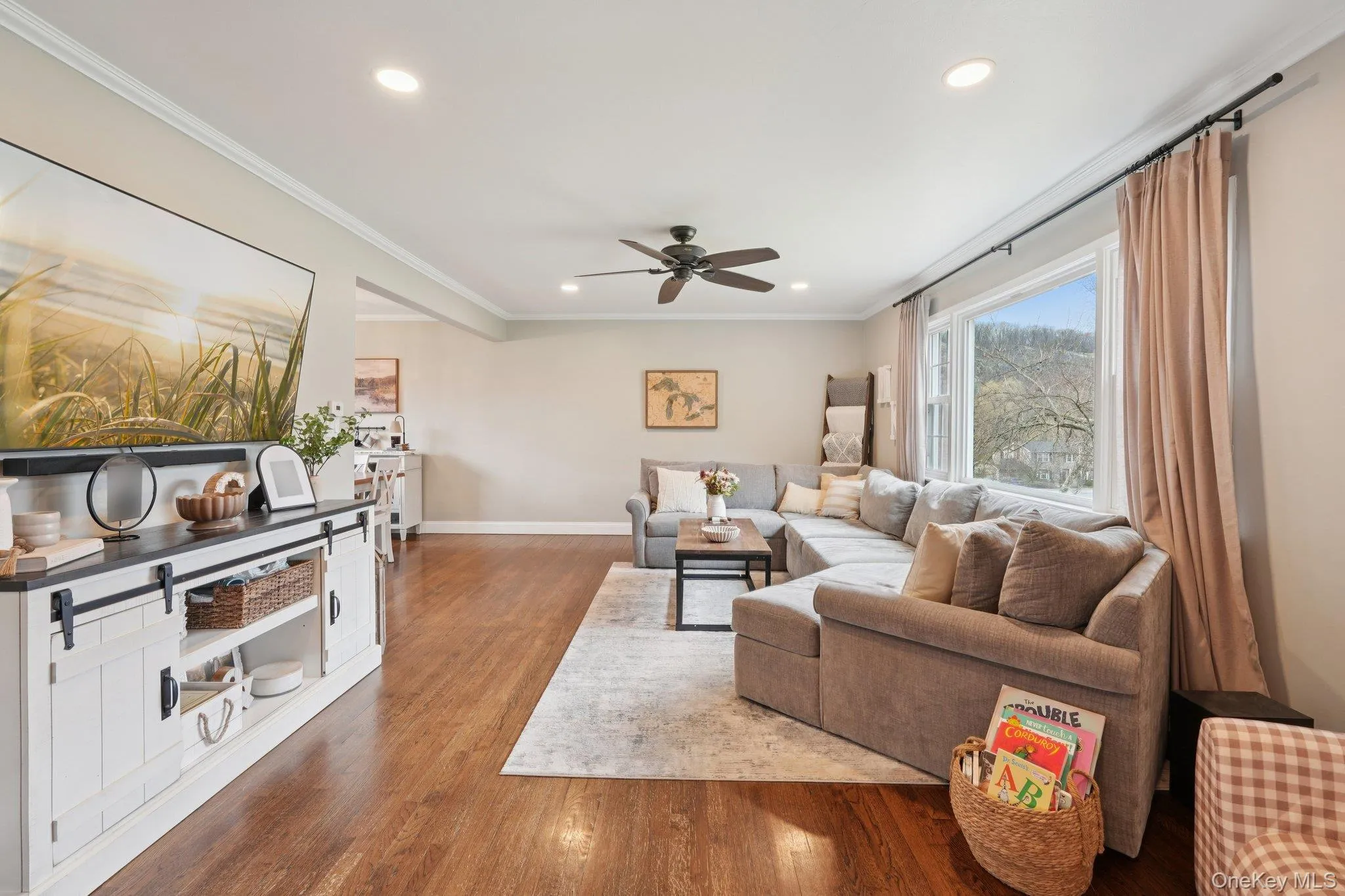 29 Lexington Avenue, Woodbury, NY, 3 Bedrooms Bedrooms, 7 Rooms Rooms,1 BathroomBathrooms,Residential Sale,For Rent,Lexington,0,970964 29 Lexington Avenue, Woodbury, NY, 3 Bedrooms Bedrooms, 7 Rooms Rooms,1 BathroomBathrooms,Residential Sale,For Rent,Lexington,0,970964