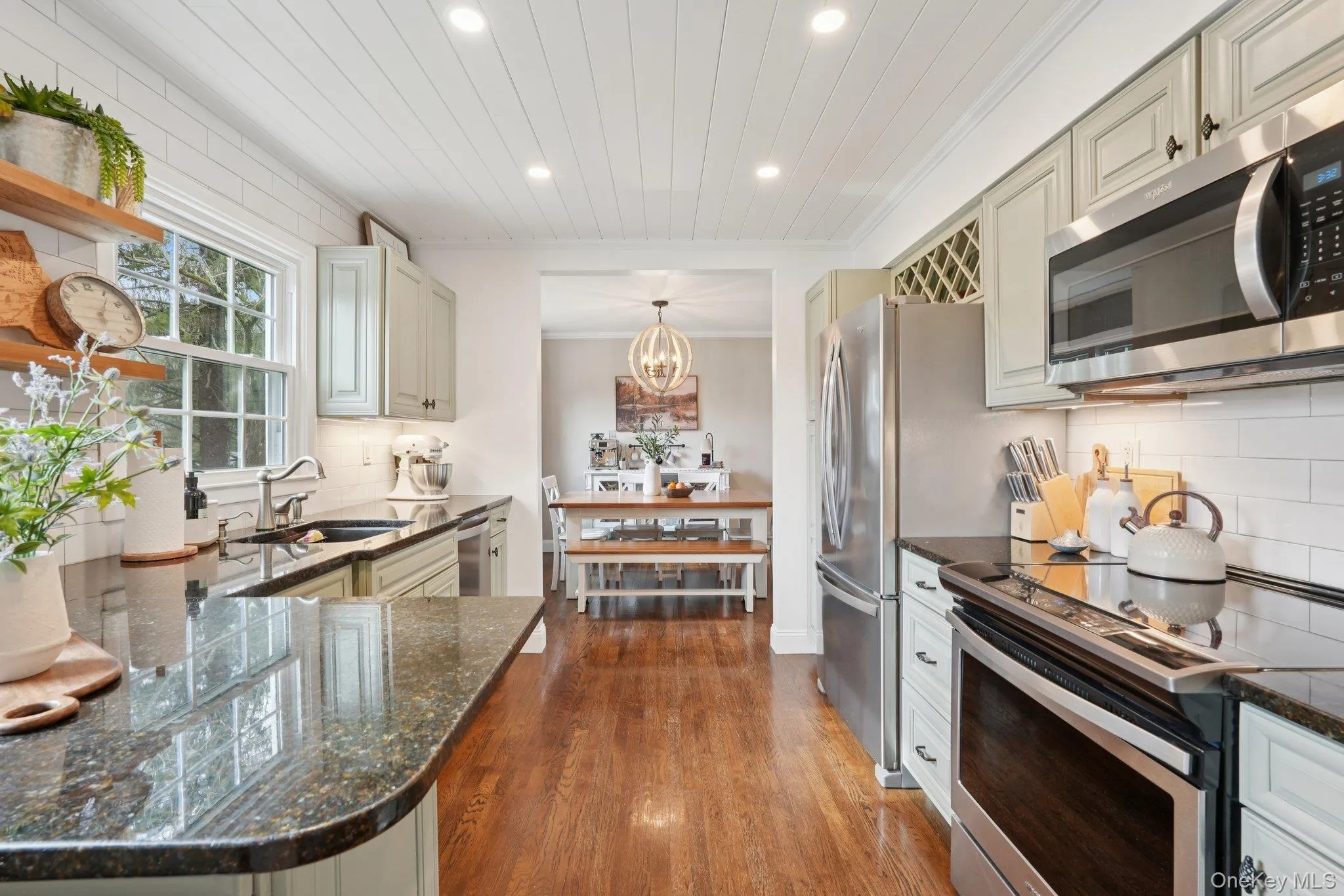 29 Lexington Avenue, Woodbury, NY, 3 Bedrooms Bedrooms, 7 Rooms Rooms,1 BathroomBathrooms,Residential Sale,For Rent,Lexington,0,970964 29 Lexington Avenue, Woodbury, NY, 3 Bedrooms Bedrooms, 7 Rooms Rooms,1 BathroomBathrooms,Residential Sale,For Rent,Lexington,0,970964