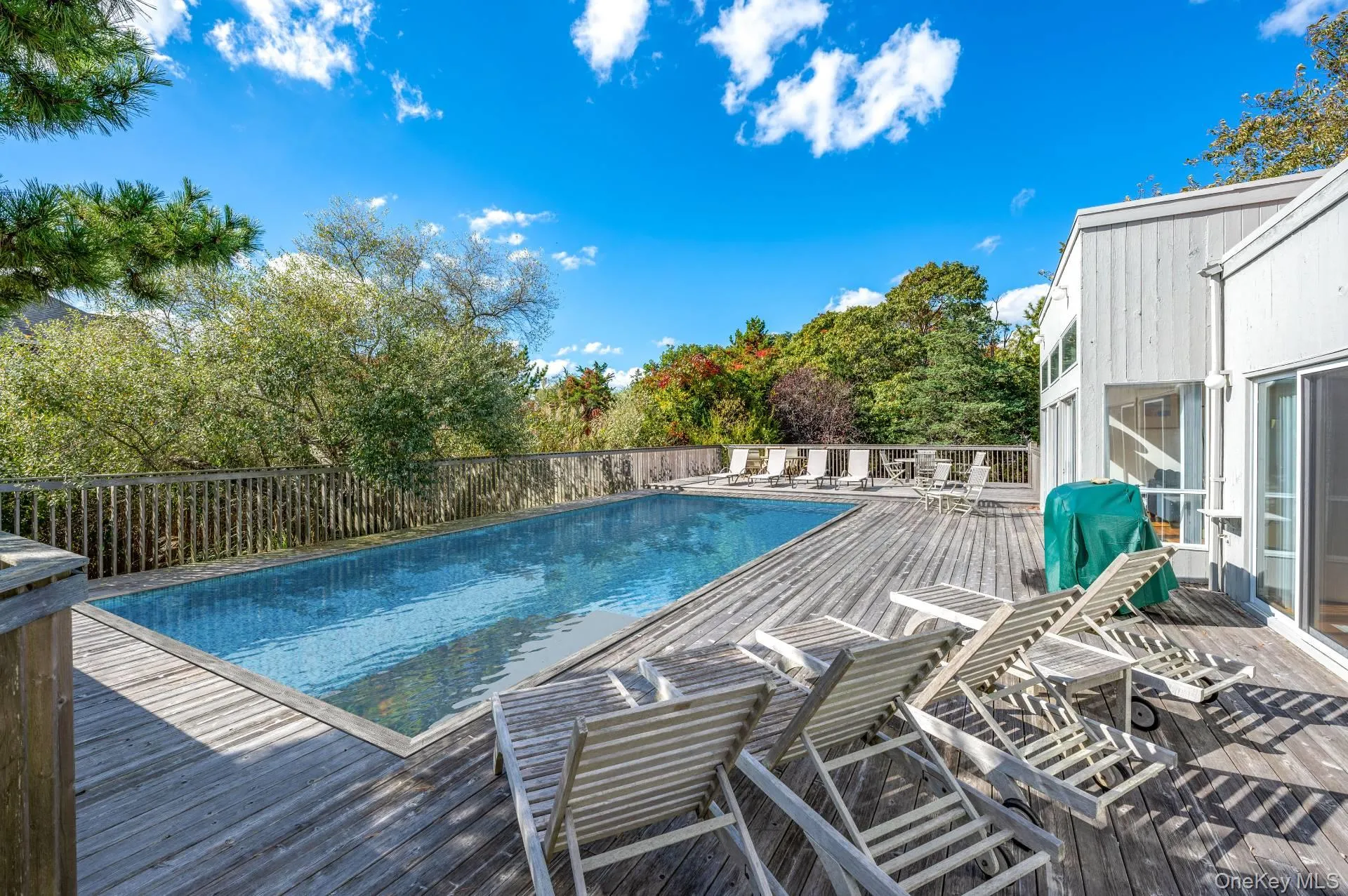 3 Meadow Way, Southampton, NY, 4 Bedrooms Bedrooms, 5 Rooms Rooms,2 BathroomsBathrooms,Residential Lease,For Rent,Meadow,0,970969 3 Meadow Way, Southampton, NY, 4 Bedrooms Bedrooms, 5 Rooms Rooms,2 BathroomsBathrooms,Residential Lease,For Rent,Meadow,0,970969