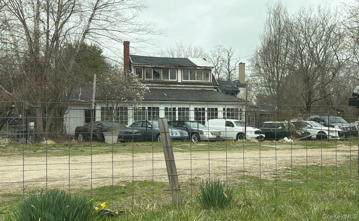 2891 Montauk Highway, Brookhaven, NY, 4 Bedrooms Bedrooms, 11 Rooms Rooms,3 BathroomsBathrooms,Residential Sale,For Rent,Montauk,0,970971 2891 Montauk Highway, Brookhaven, NY, 4 Bedrooms Bedrooms, 11 Rooms Rooms,3 BathroomsBathrooms,Residential Sale,For Rent,Montauk,0,970971