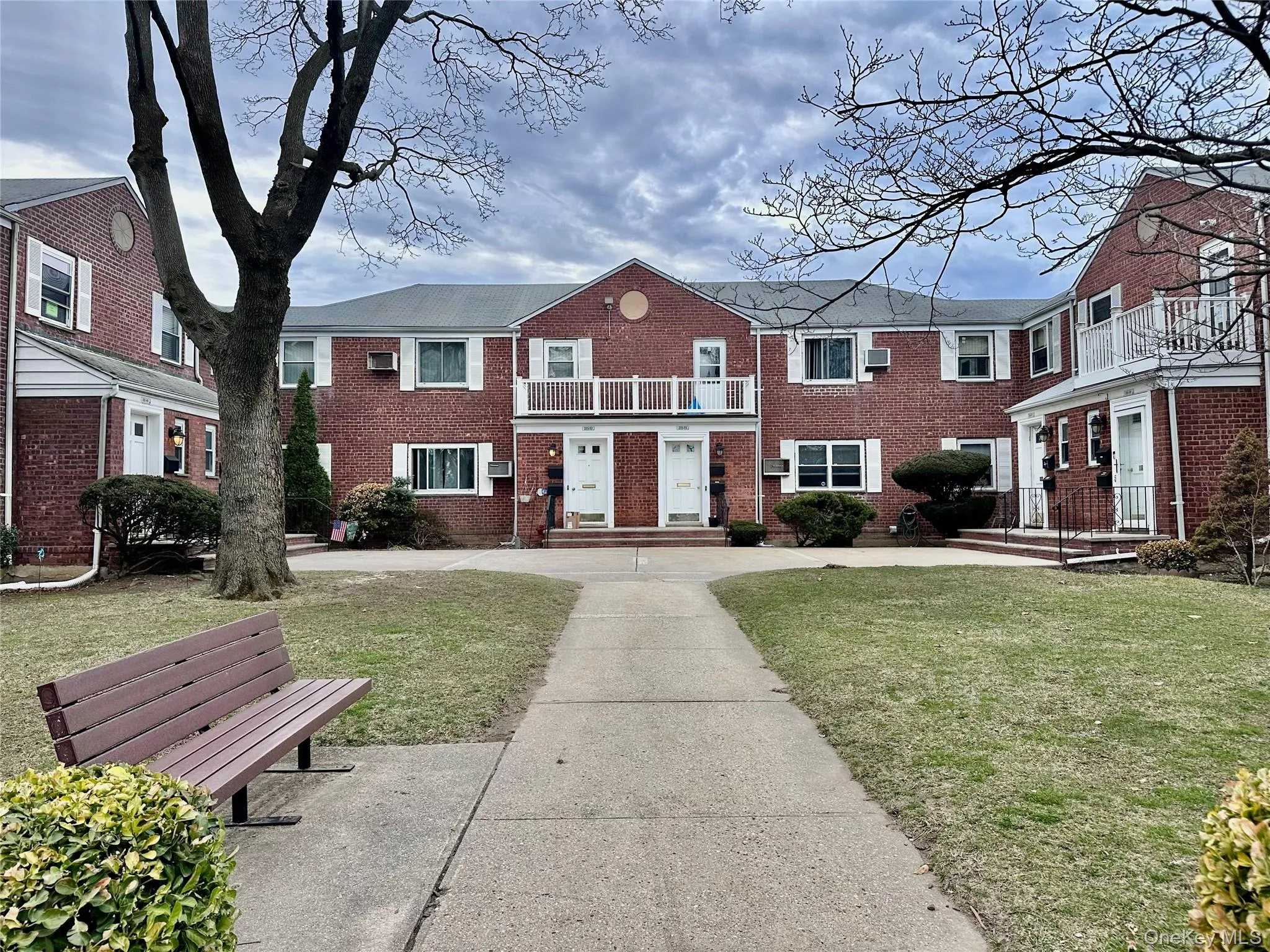 25555 75th Avenue, New York, NY, 2 Bedrooms Bedrooms, 5 Rooms Rooms,1 BathroomBathrooms,Residential Lease,For Rent,75th,0,970980 25555 75th Avenue, New York, NY, 2 Bedrooms Bedrooms, 5 Rooms Rooms,1 BathroomBathrooms,Residential Lease,For Rent,75th,0,970980