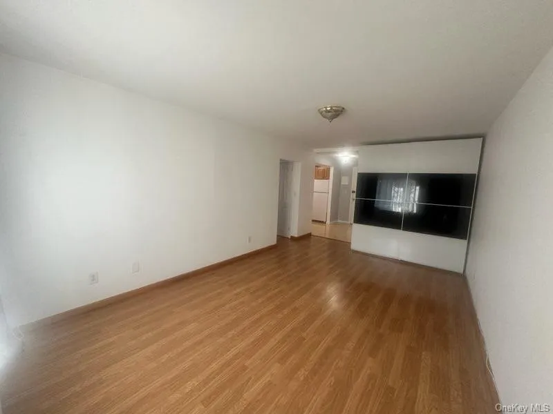 2026 Menahan Street, New York, NY, 1 Bedroom Bedrooms, 3 Rooms Rooms,1 BathroomBathrooms,Residential Lease,For Rent,Menahan,0,970982 2026 Menahan Street, New York, NY, 1 Bedroom Bedrooms, 3 Rooms Rooms,1 BathroomBathrooms,Residential Lease,For Rent,Menahan,0,970982
