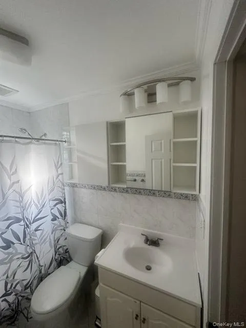 2026 Menahan Street, New York, NY, 1 Bedroom Bedrooms, 3 Rooms Rooms,1 BathroomBathrooms,Residential Lease,For Rent,Menahan,0,970982 2026 Menahan Street, New York, NY, 1 Bedroom Bedrooms, 3 Rooms Rooms,1 BathroomBathrooms,Residential Lease,For Rent,Menahan,0,970982