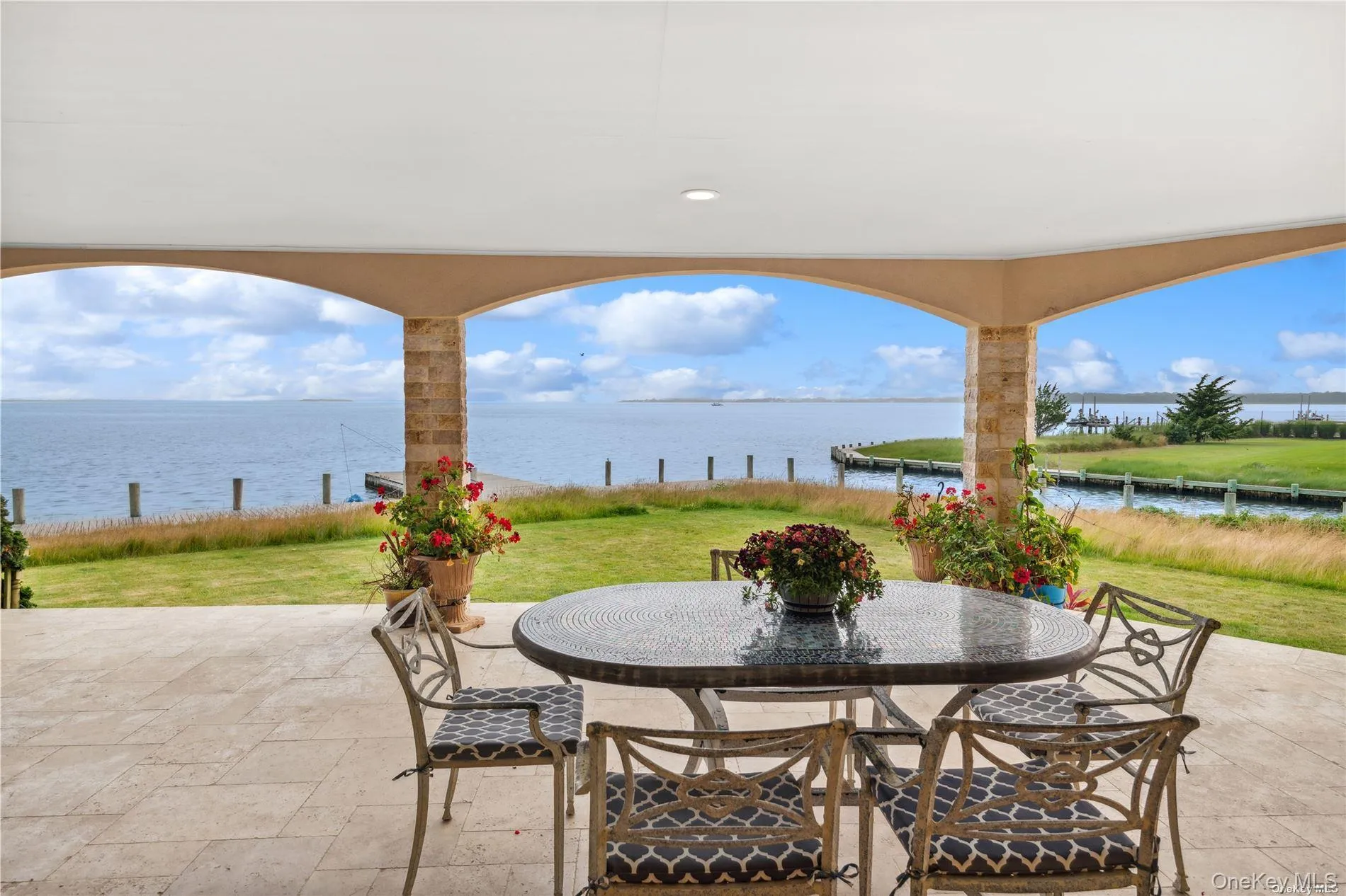 13 Seatuck Lane, Southampton, NY, 3 Bedrooms Bedrooms, 9 Rooms Rooms,4 BathroomsBathrooms,Residential Lease,For Rent,Seatuck,0,971007 13 Seatuck Lane, Southampton, NY, 3 Bedrooms Bedrooms, 9 Rooms Rooms,4 BathroomsBathrooms,Residential Lease,For Rent,Seatuck,0,971007