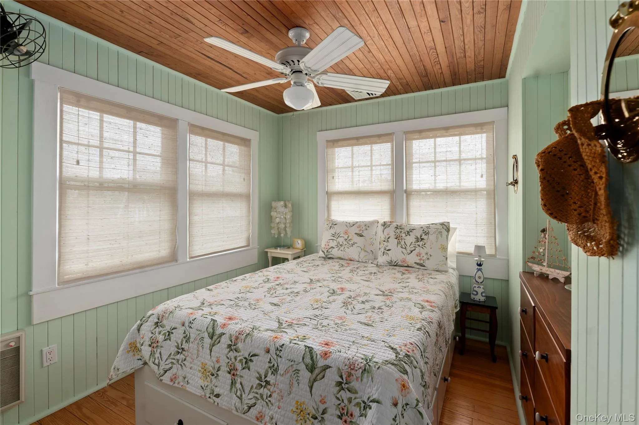 696 Ocean Breeze Walk, Islip, NY, 5 Bedrooms Bedrooms, 10 Rooms Rooms,3 BathroomsBathrooms,Residential Lease,For Rent,Ocean Breeze,0,971010 696 Ocean Breeze Walk, Islip, NY, 5 Bedrooms Bedrooms, 10 Rooms Rooms,3 BathroomsBathrooms,Residential Lease,For Rent,Ocean Breeze,0,971010