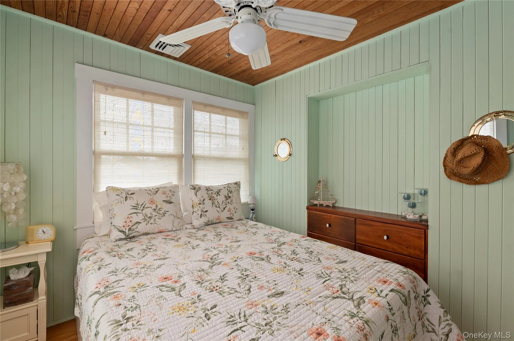 696 Ocean Breeze Walk, Islip, NY, 5 Bedrooms Bedrooms, 10 Rooms Rooms,3 BathroomsBathrooms,Residential Lease,For Rent,Ocean Breeze,0,971010 696 Ocean Breeze Walk, Islip, NY, 5 Bedrooms Bedrooms, 10 Rooms Rooms,3 BathroomsBathrooms,Residential Lease,For Rent,Ocean Breeze,0,971010