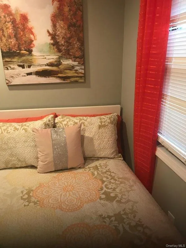 1016 Greene Avenue, New York, NY, 2 Bedrooms Bedrooms, 3 Rooms Rooms,1 BathroomBathrooms,Residential Lease,For Rent,Greene,0,971035 1016 Greene Avenue, New York, NY, 2 Bedrooms Bedrooms, 3 Rooms Rooms,1 BathroomBathrooms,Residential Lease,For Rent,Greene,0,971035