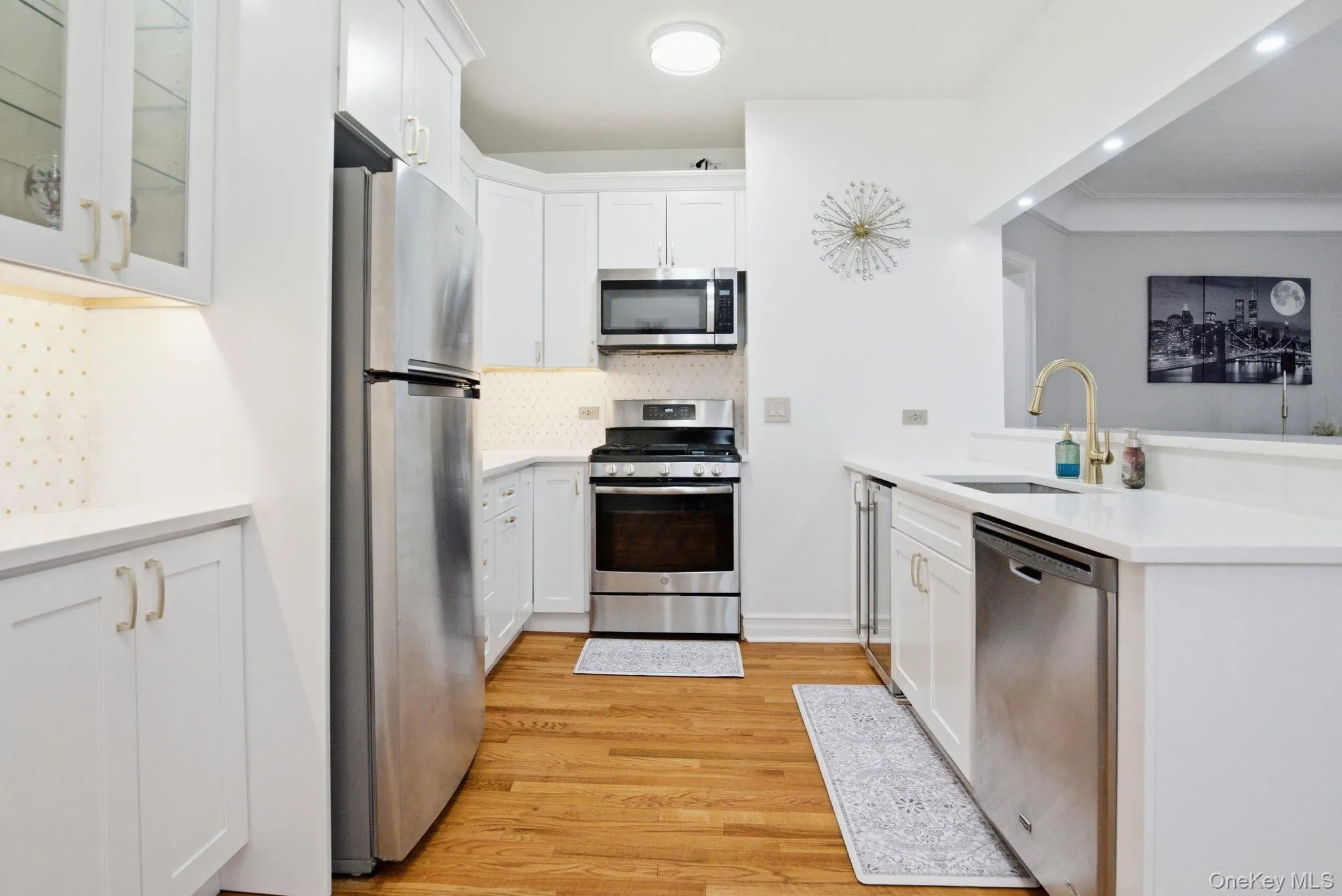 26 Pondfield Road, Yonkers, NY, 2 Bedrooms Bedrooms, 6 Rooms Rooms,1 BathroomBathrooms,Residential Lease,For Rent,Pondfield,0,971041 26 Pondfield Road, Yonkers, NY, 2 Bedrooms Bedrooms, 6 Rooms Rooms,1 BathroomBathrooms,Residential Lease,For Rent,Pondfield,0,971041