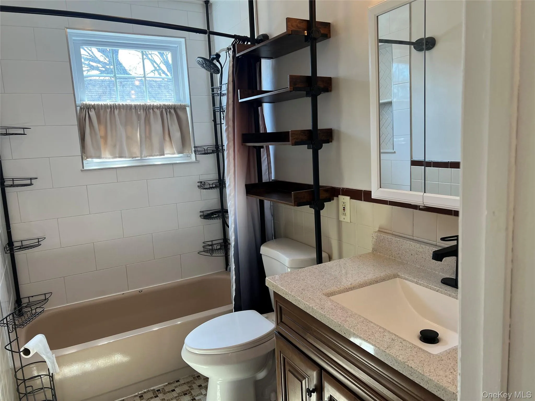 539 Central Avenue, Oyster Bay, NY, 3 Bedrooms Bedrooms, 6 Rooms Rooms,1 BathroomBathrooms,Residential Lease,For Rent,Central,0,971044 539 Central Avenue, Oyster Bay, NY, 3 Bedrooms Bedrooms, 6 Rooms Rooms,1 BathroomBathrooms,Residential Lease,For Rent,Central,0,971044