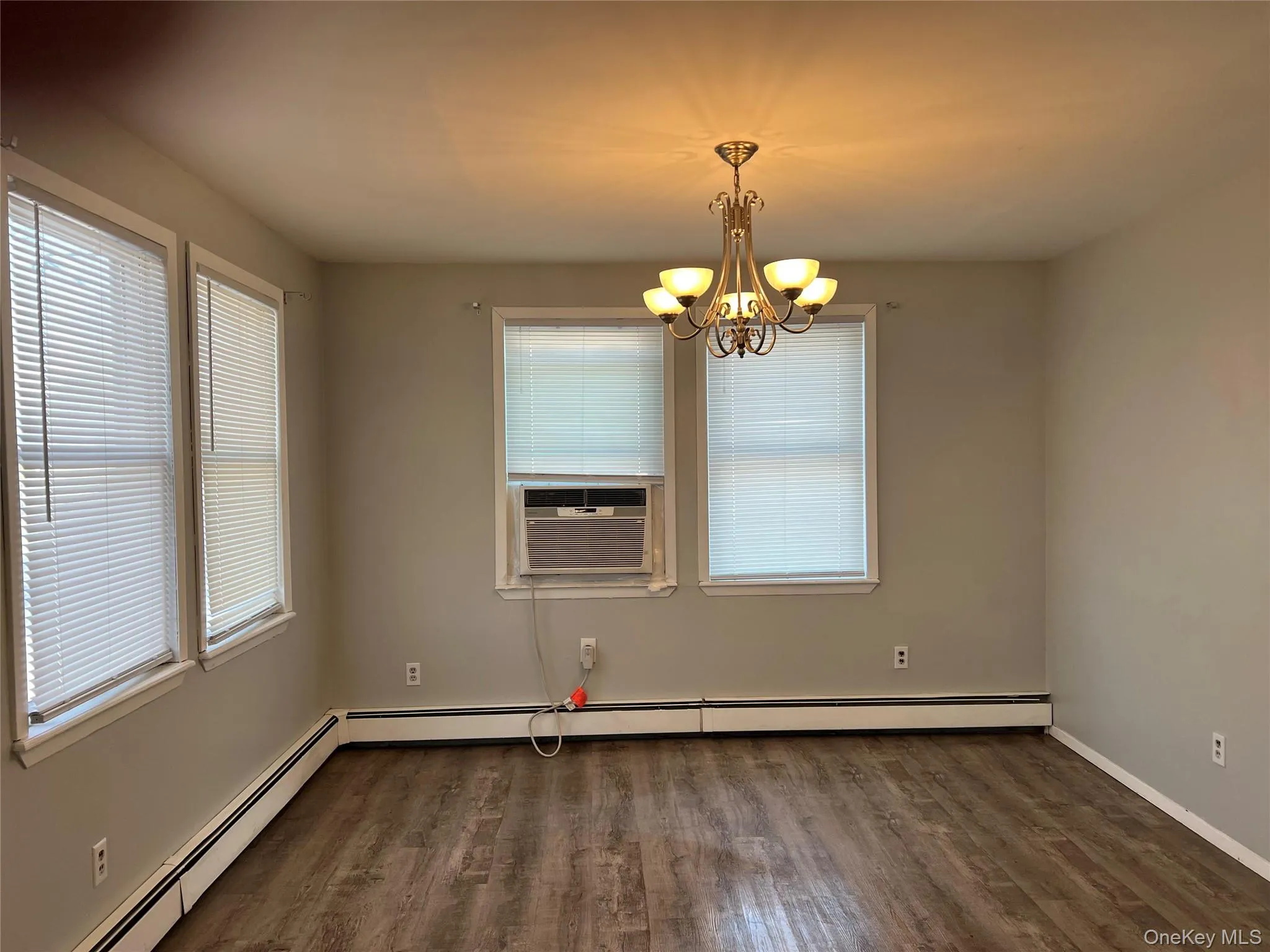 539 Central Avenue, Oyster Bay, NY, 3 Bedrooms Bedrooms, 6 Rooms Rooms,1 BathroomBathrooms,Residential Lease,For Rent,Central,0,971044 539 Central Avenue, Oyster Bay, NY, 3 Bedrooms Bedrooms, 6 Rooms Rooms,1 BathroomBathrooms,Residential Lease,For Rent,Central,0,971044
